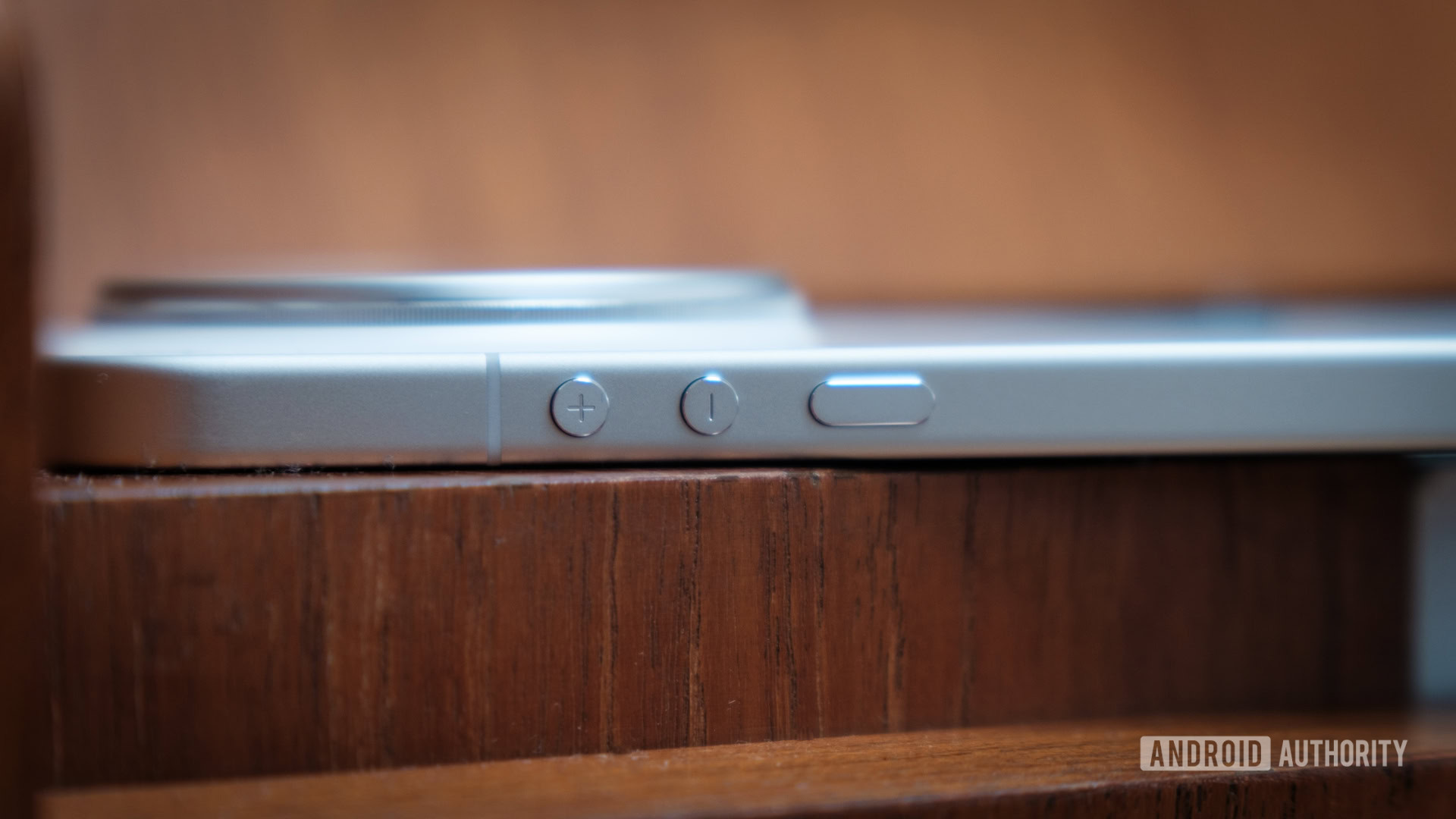 Xiaomi 17 Ultra buttons Xiaomi 17 Ultra buttons