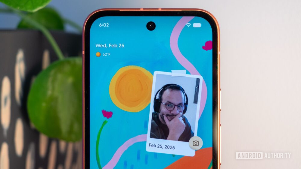 Google has a secret camera widget; here's how to get it on your phone