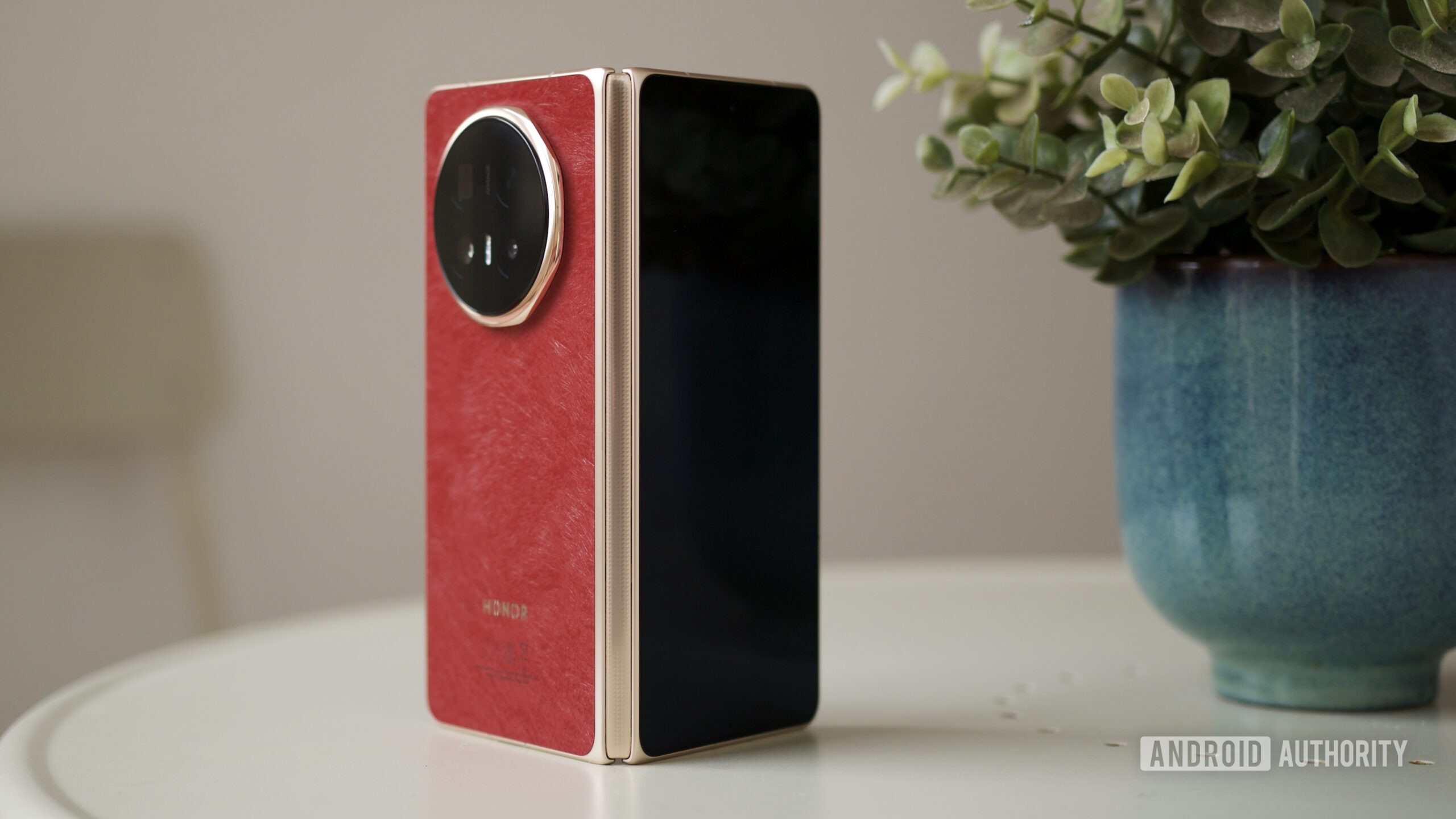 The HONOR Magic V6 standing upright.