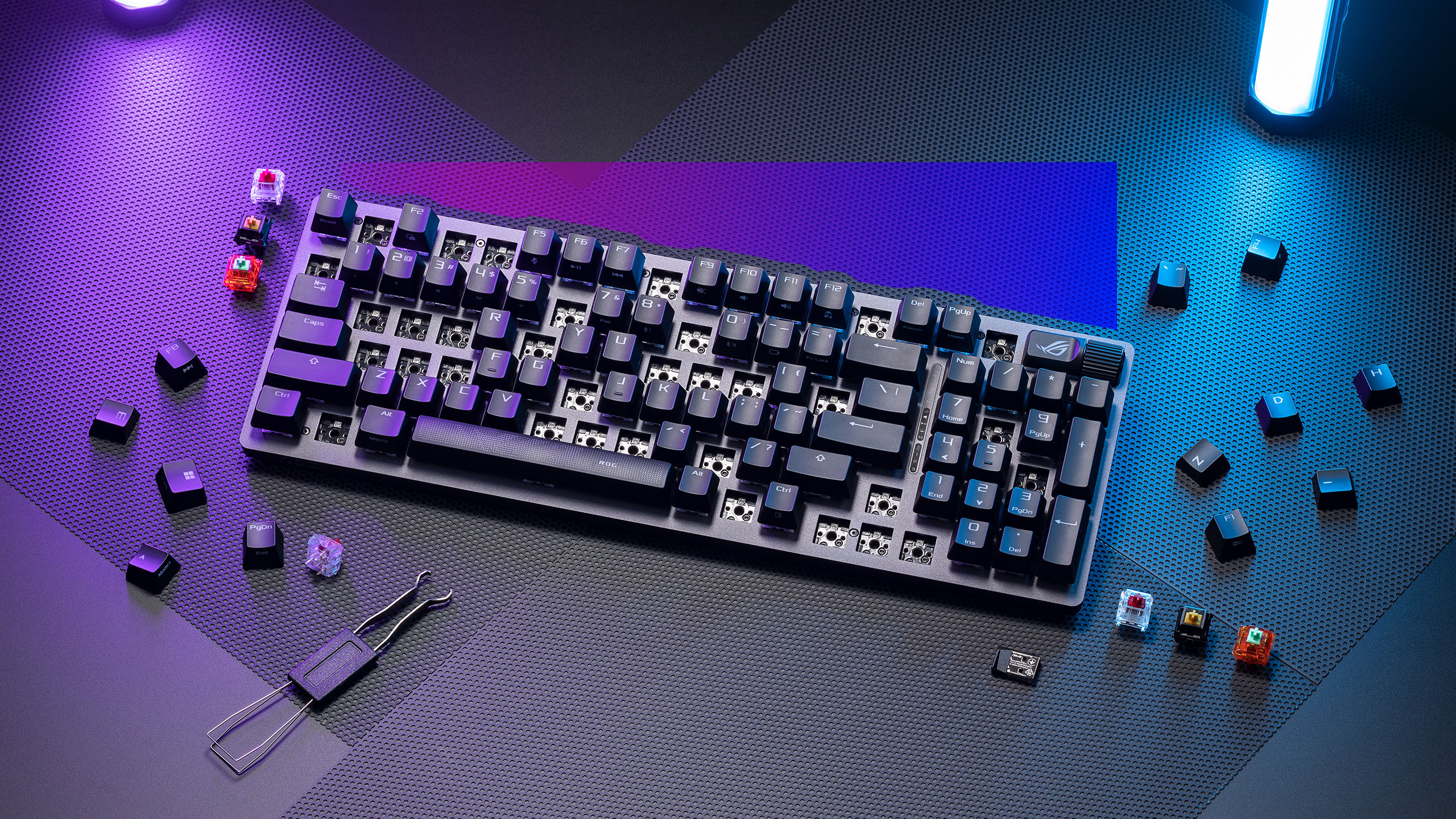 ASUS ROG Strix Scope II Gaming Keyboard with keys taken off ASUS ROG Strix Scope II Gaming Keyboard with keys taken off