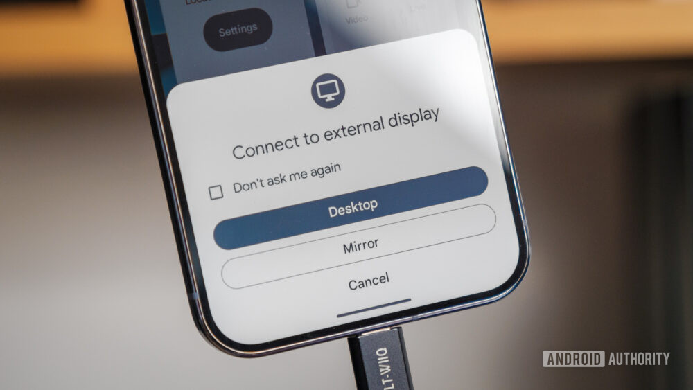 How to get started with Pixels' new Desktop Mode - Android Authority