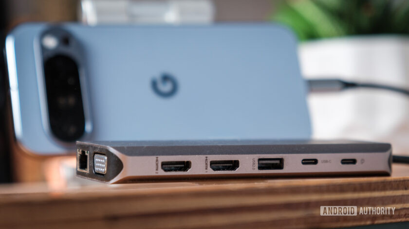How to get started with Pixels' new Desktop Mode - Android Authority