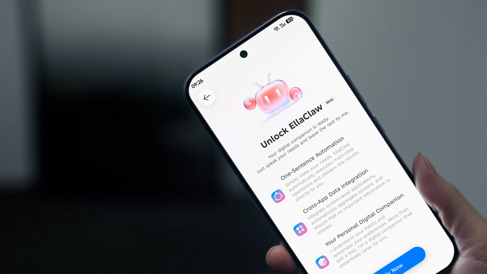 Ella Claw main TECNO