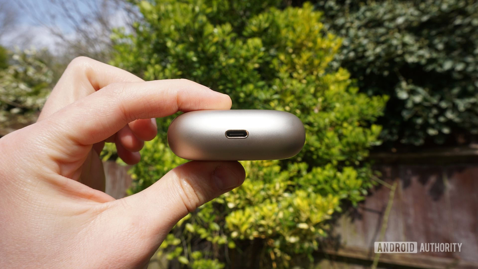 HUAWEI FreeBuds Pro 5 charging case