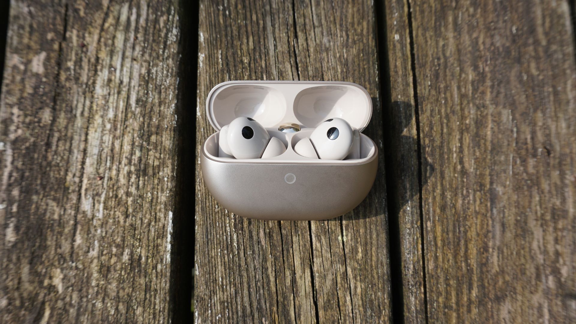 The HUAWEI FreeBuds Pro 5 take on Apple and Sony's finest