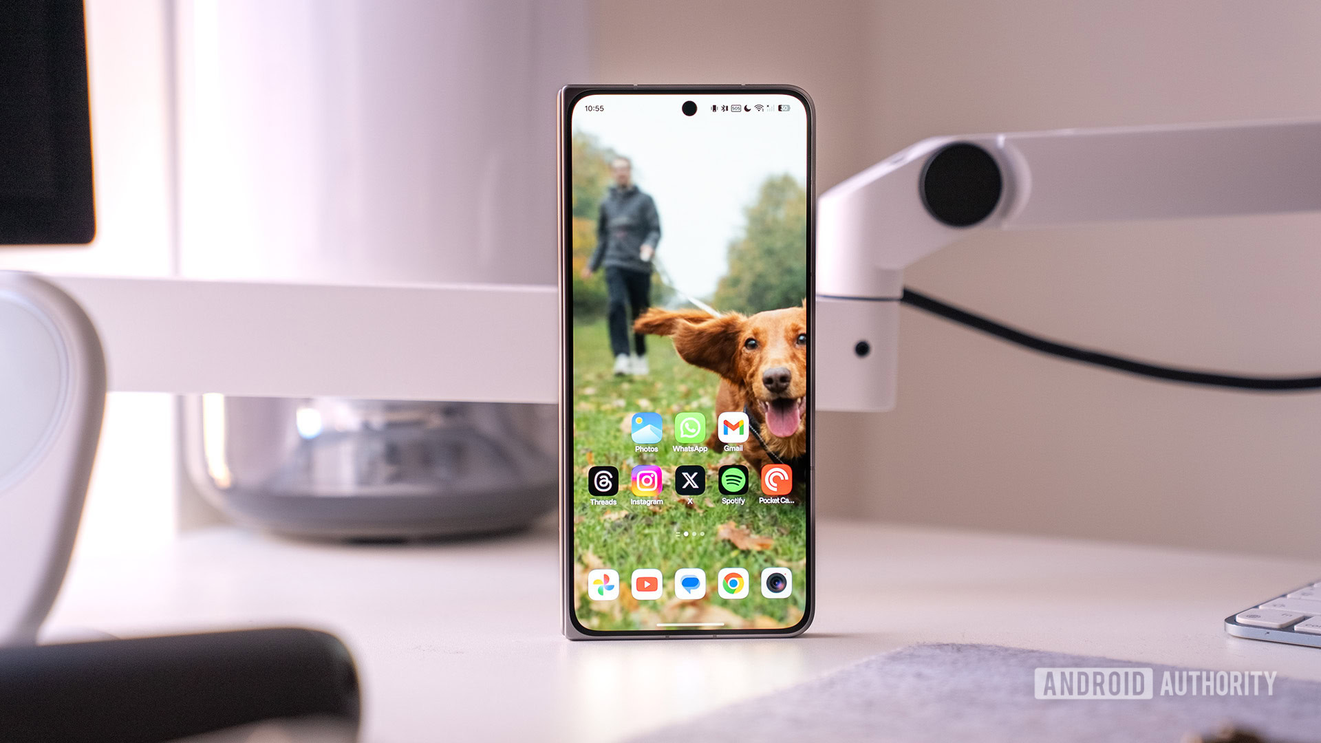 Oppo find N6 cover display