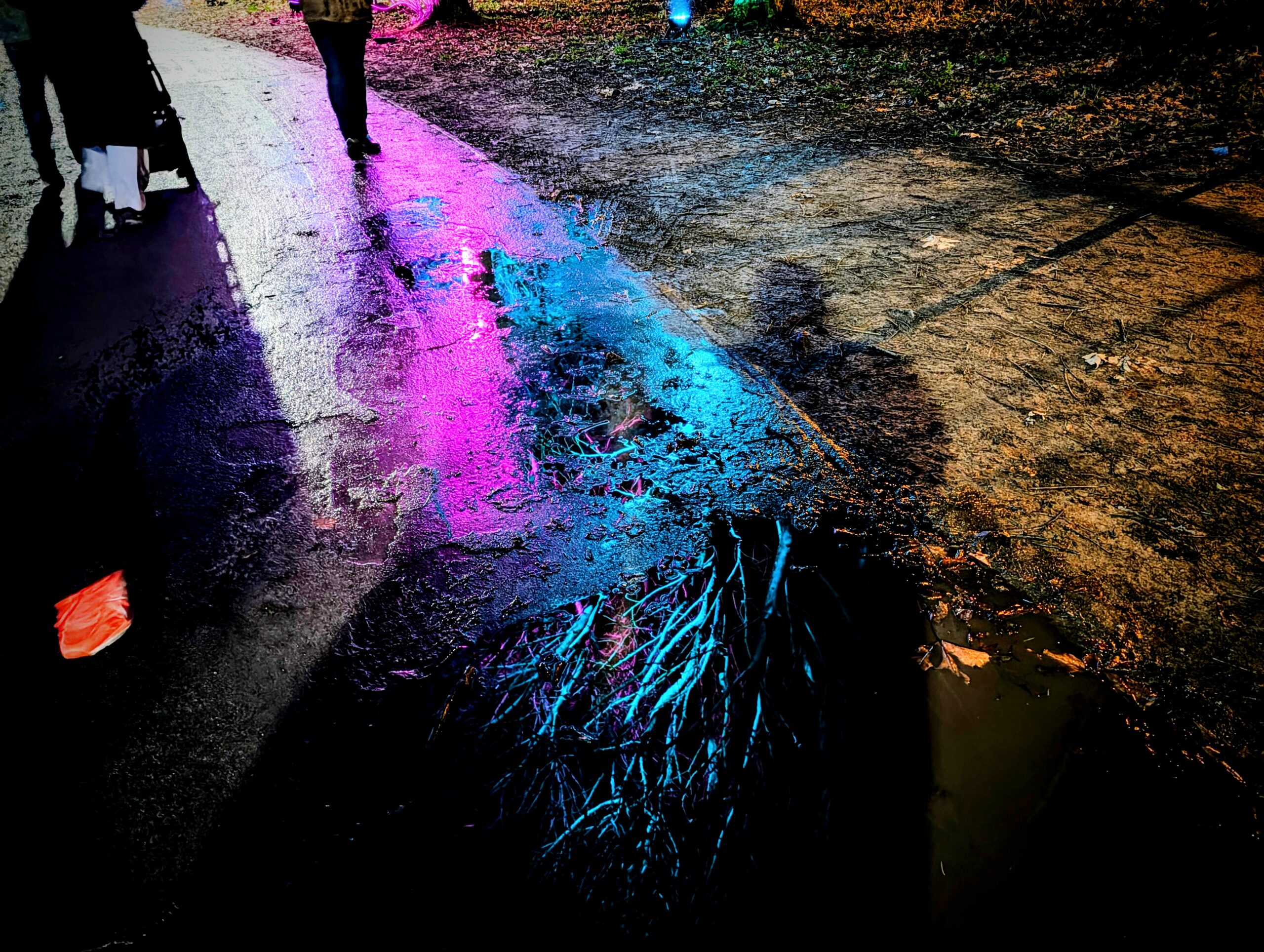 Pixel 10 pro light show (1)