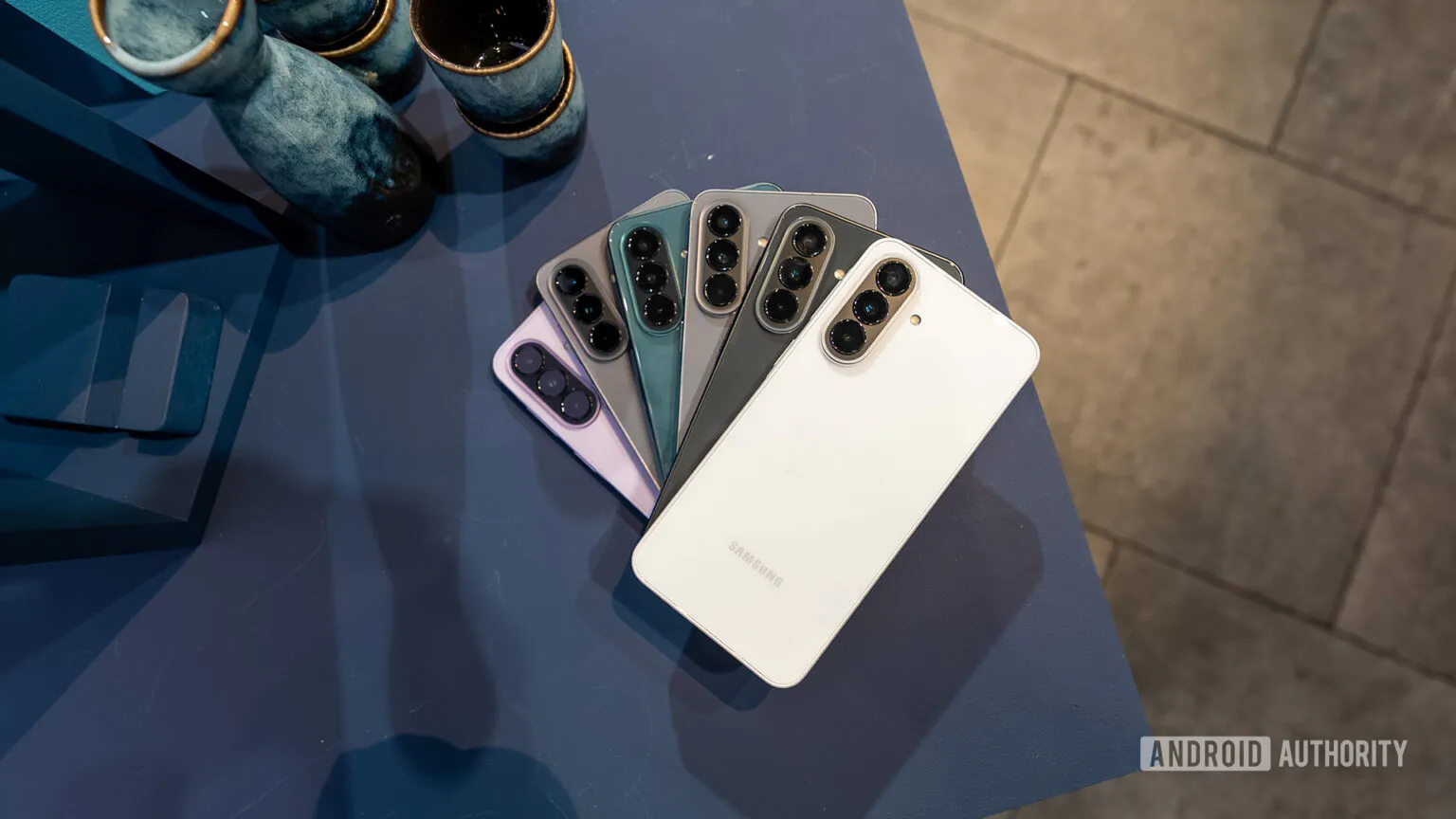 Galaxy A37 e A57 em pé