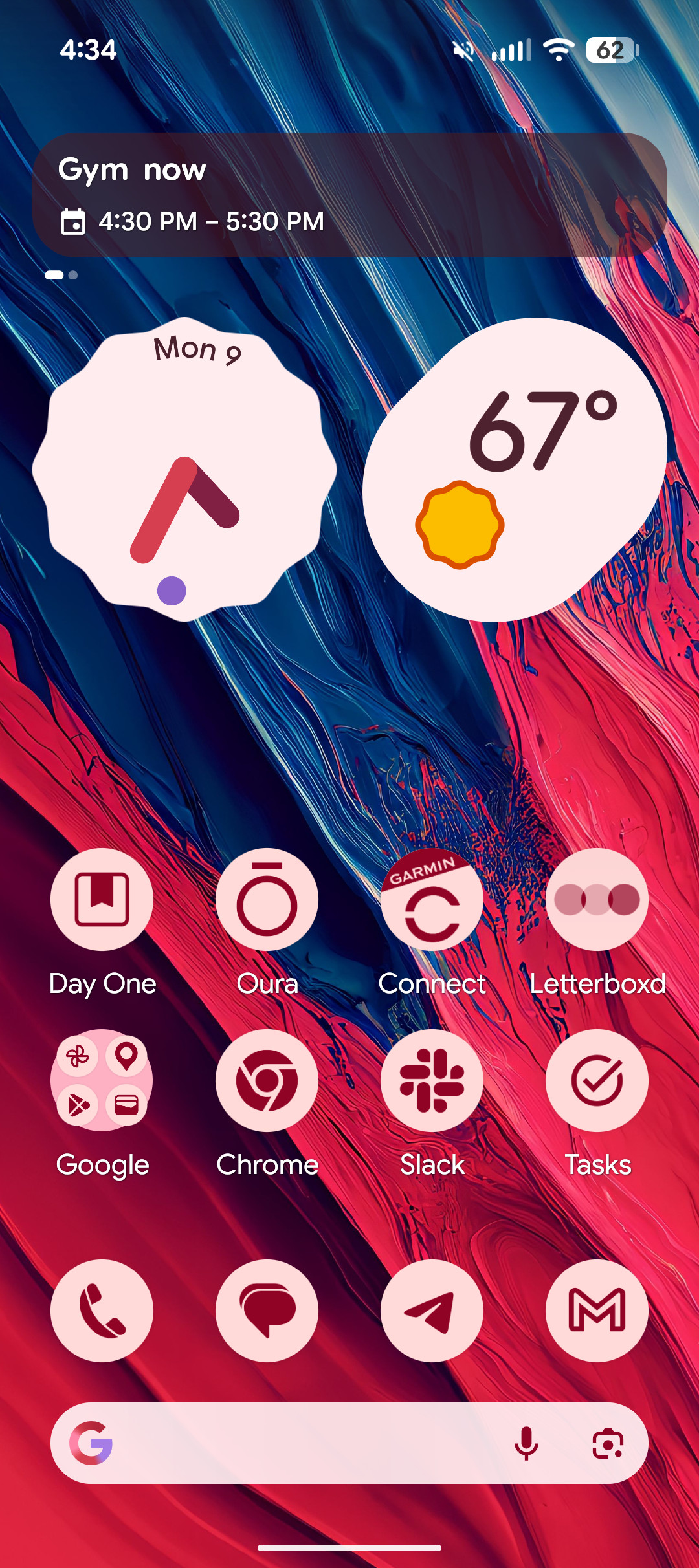 Screenshot of the Pixel 10a home screen with a high contrast At a Glance widget.