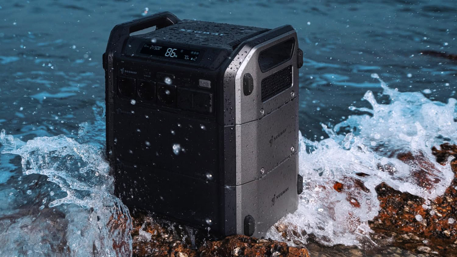 Segway Cube 1000 Portable Power Station in water Segway Cube 1000 Portable Power Station in water