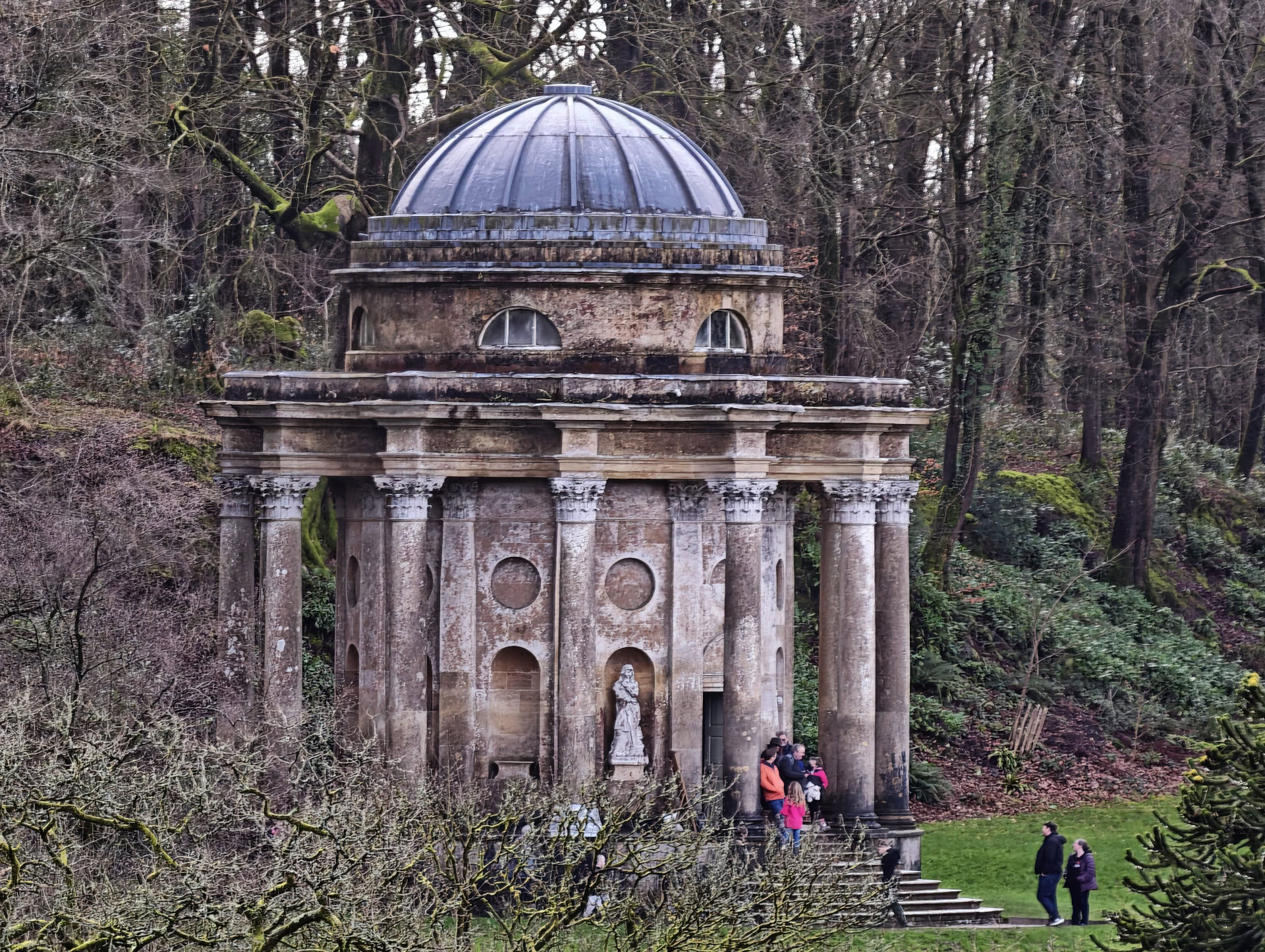 Xiaomi 17 Ultra 400mm forest building