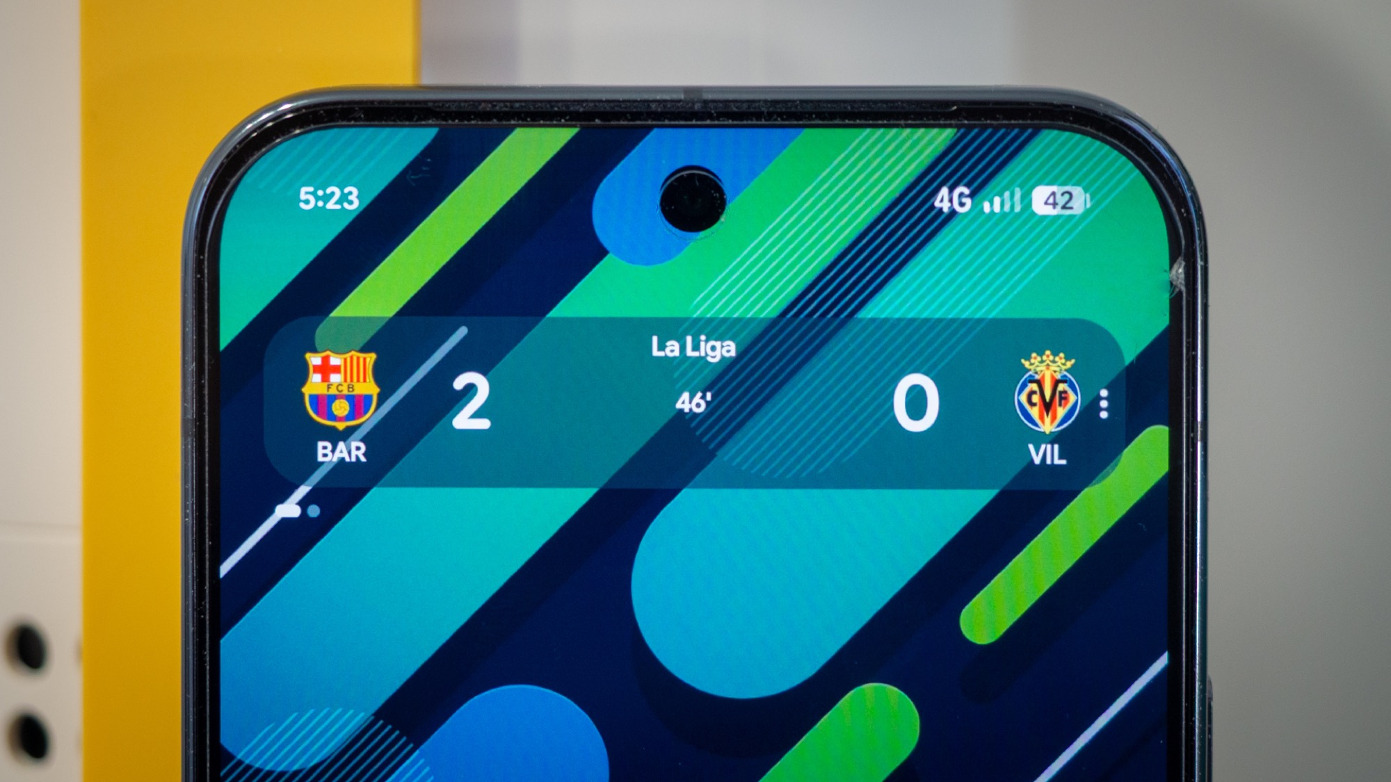 pixel at a glance sports scores