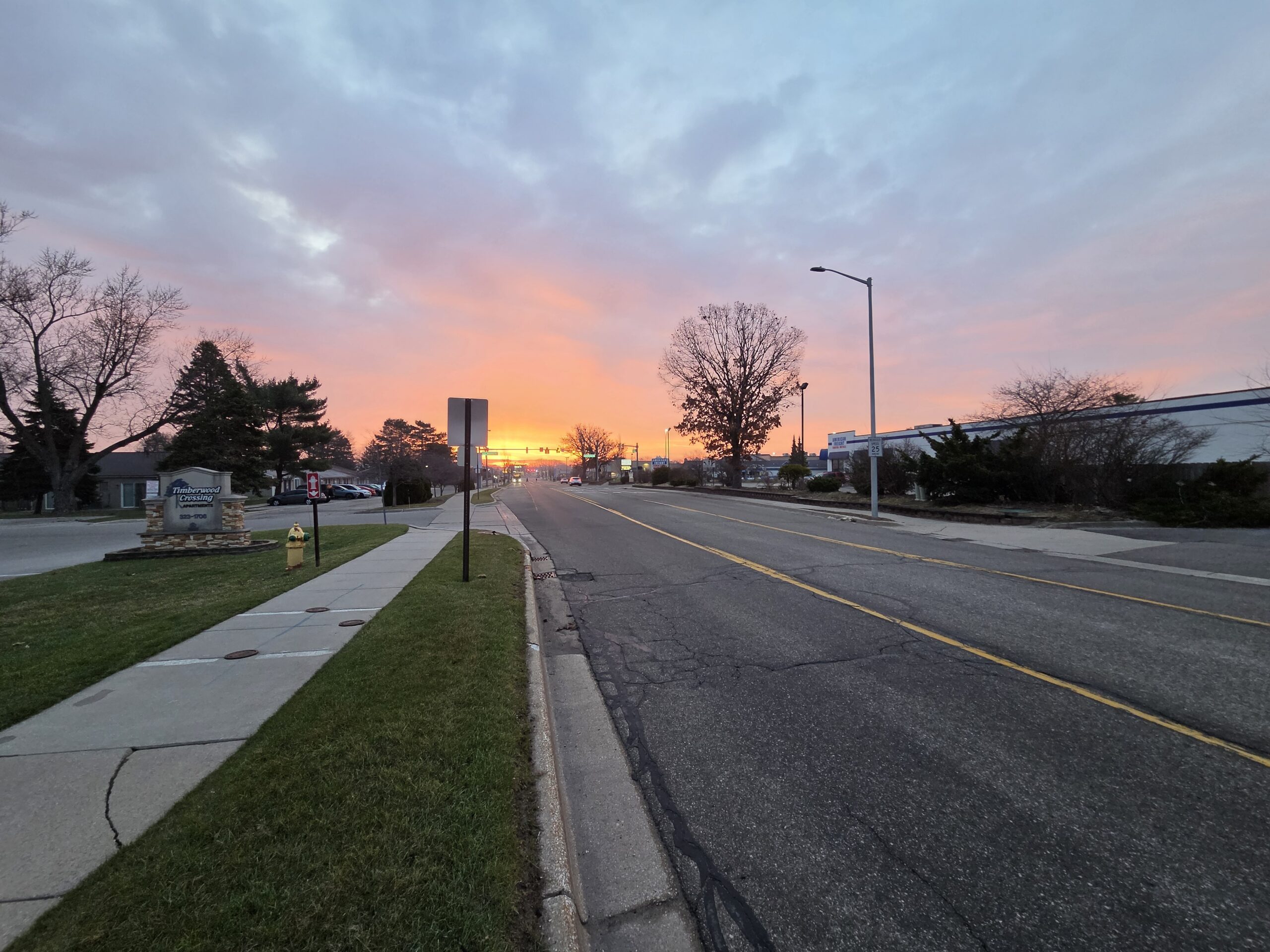 Photo of a sunrise and a road, taken with the Samsung Galaxy S26.