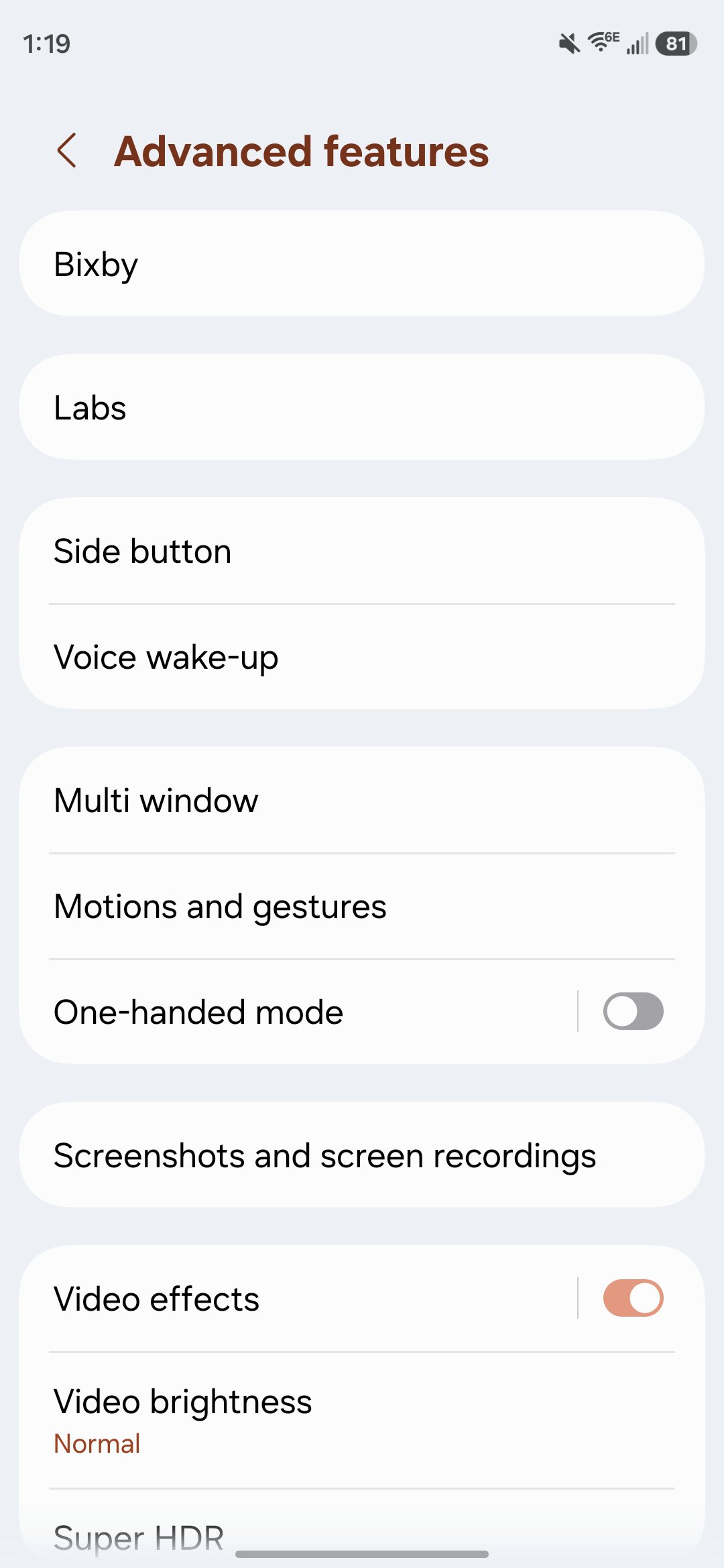 Screenshot showing how to disable screenshot swipe gesture on Samsung phones.