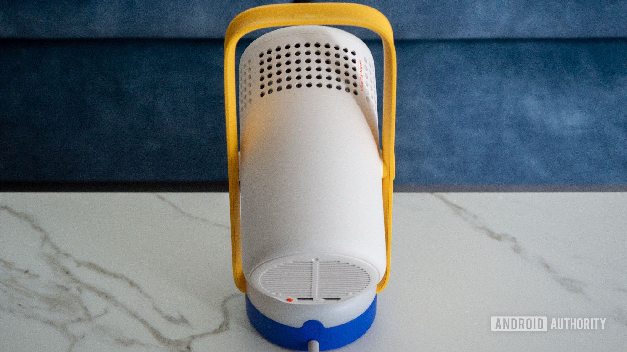 xgimi vibe one projector back