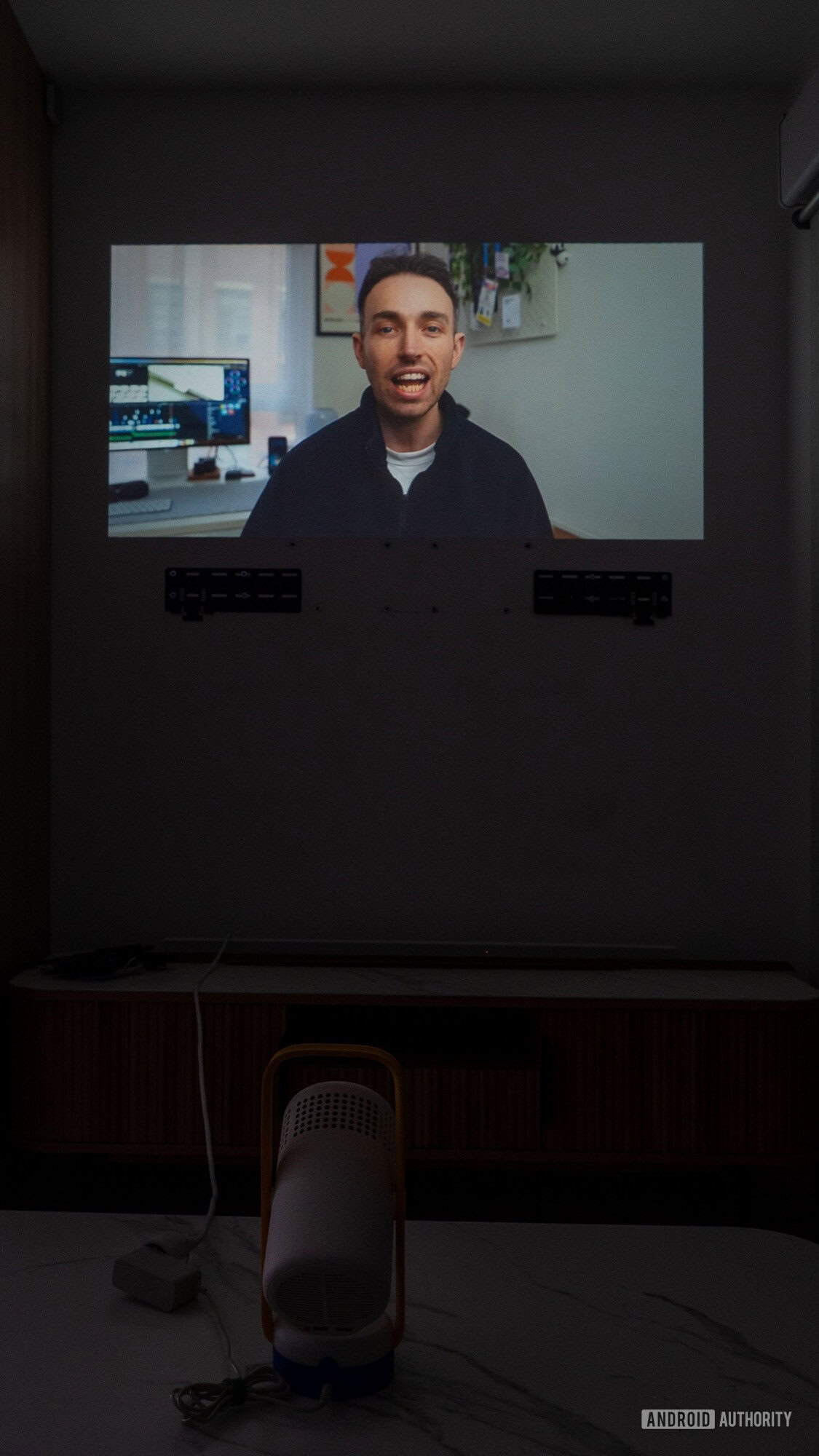 xgimi vibe one projector screen vertical 1