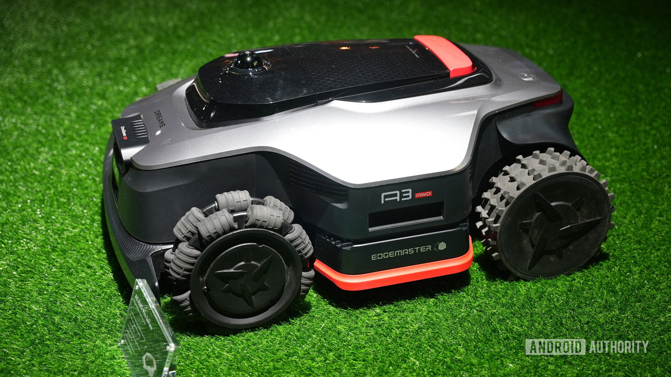 Dreame A3 AWD Pro side