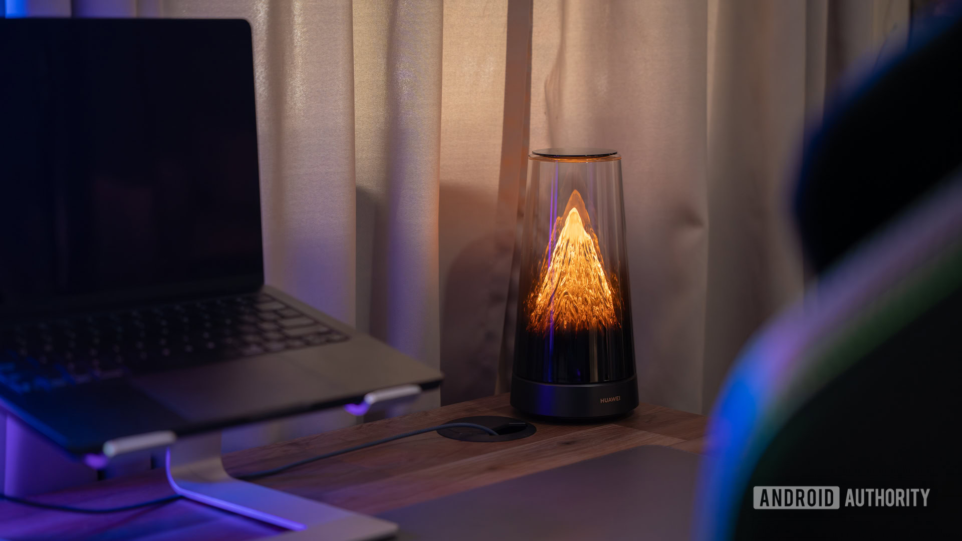 This is the coolest-looking router I've ever tested, and it's got specs to match