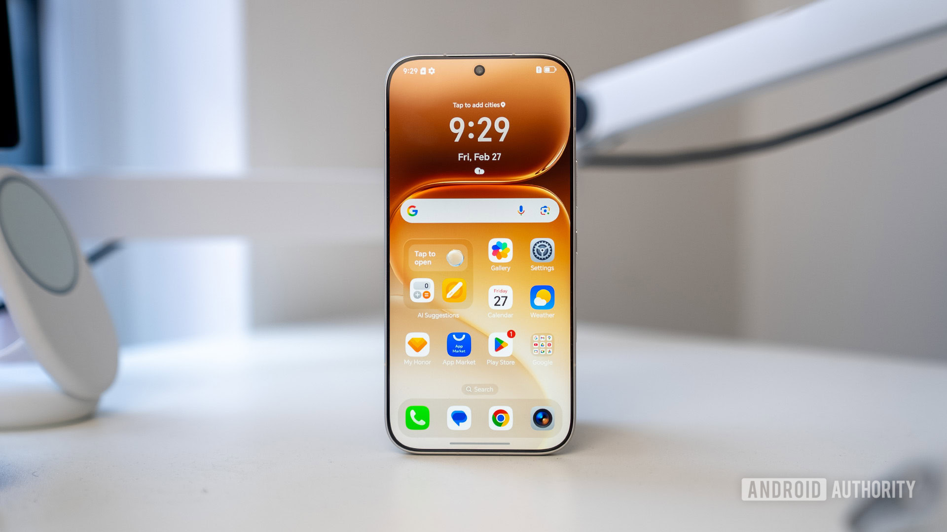 Honor 600 home screen stood up