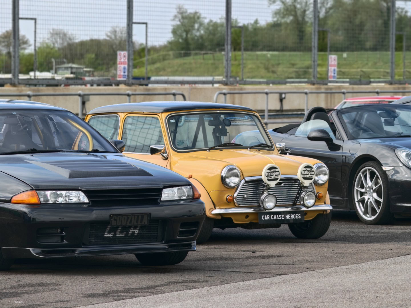 OPPO Find X9 Ultra camera sample cars zoom