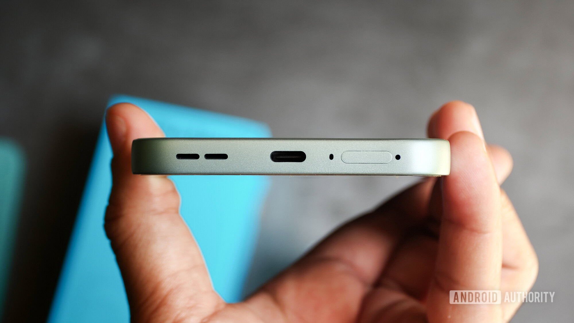 OnePlus Nord 6 bottom