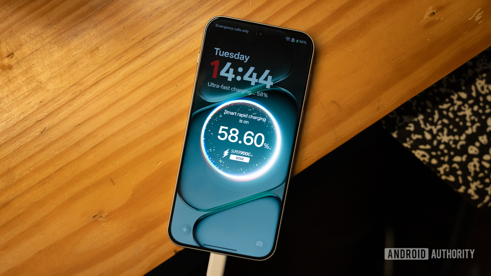 OnePlus Nord 6 charging