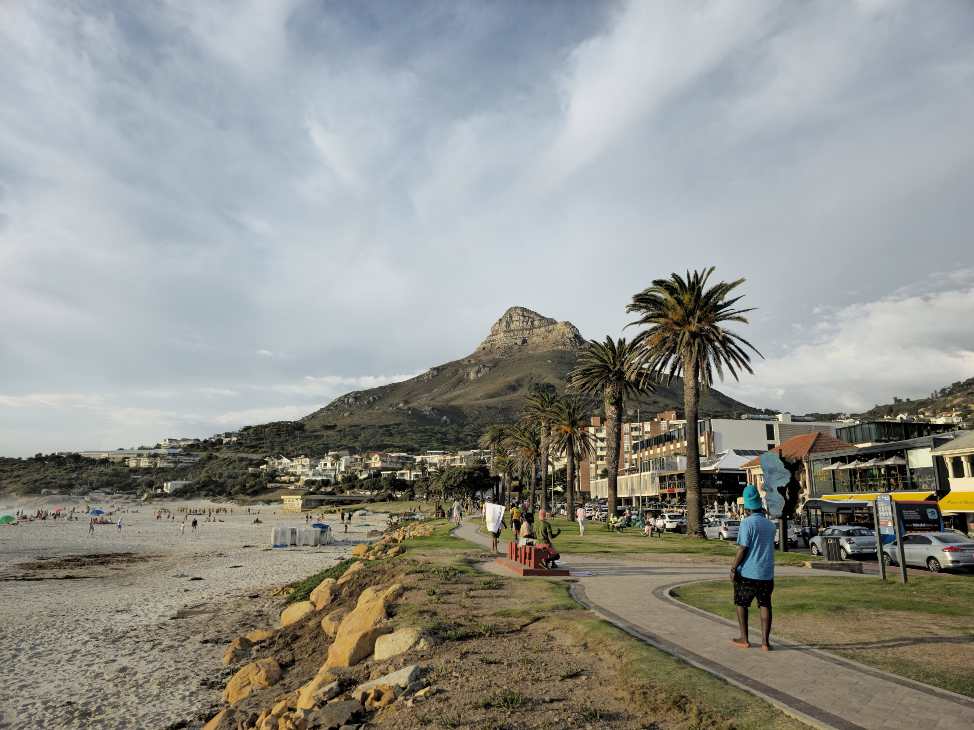 Samsung Galaxy S23 Ultra beachfront 200MP scaled