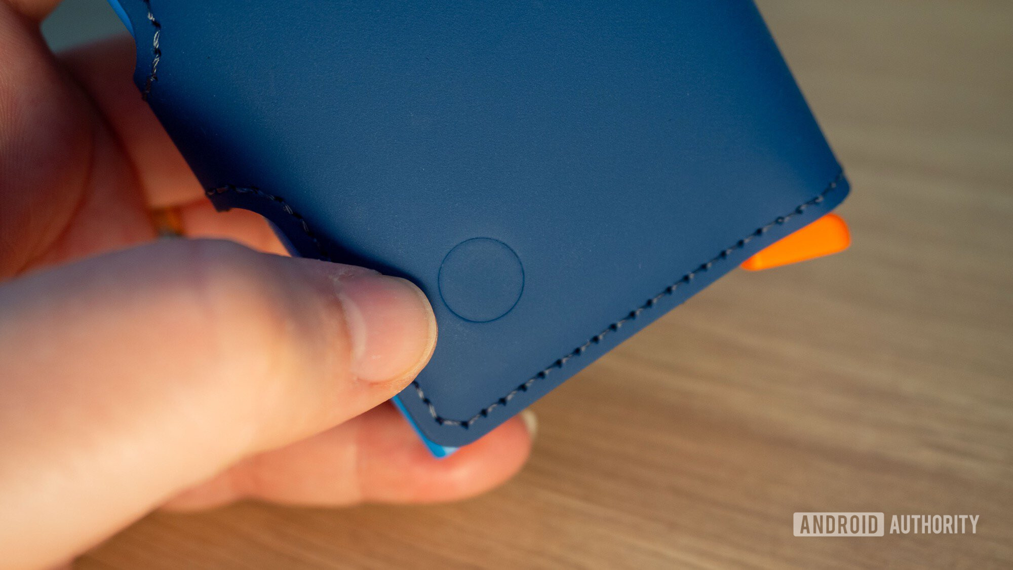 chipolo card google find hub bluetooth tracker secrid wallet button 1