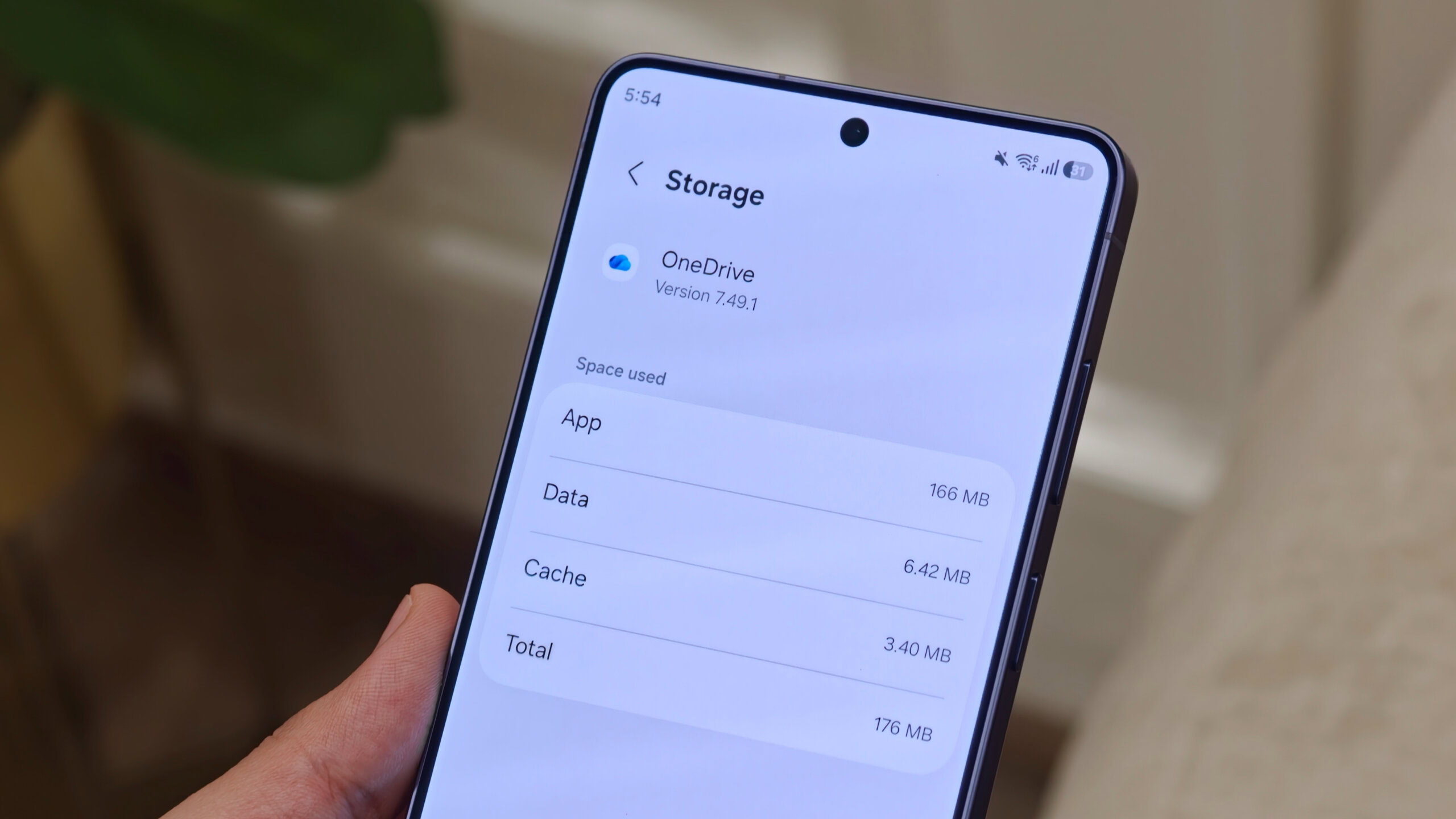 onedrive app s26 OneDrive taking 166MB on a Samsung smartphone