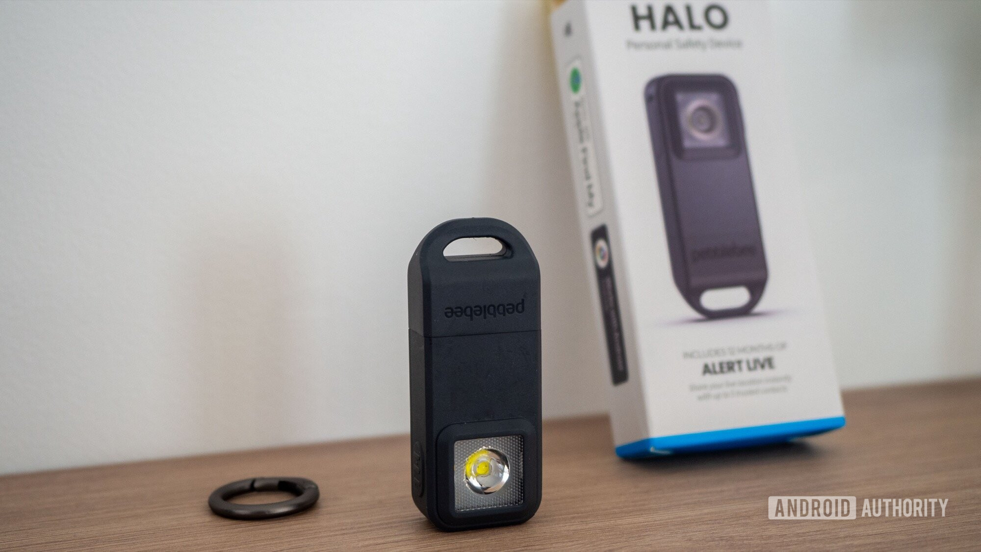 pebblebee halo personal safety device with google find hub with box and keyring