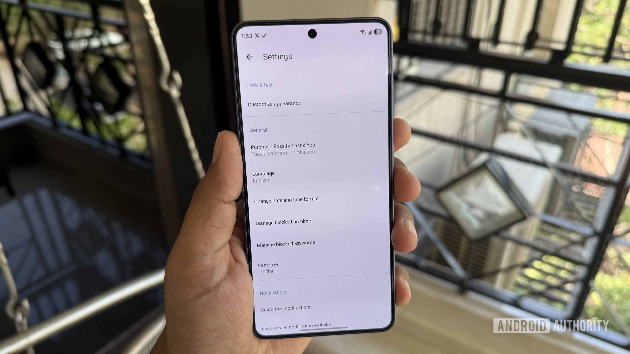 Settings page in Fossify Messages.