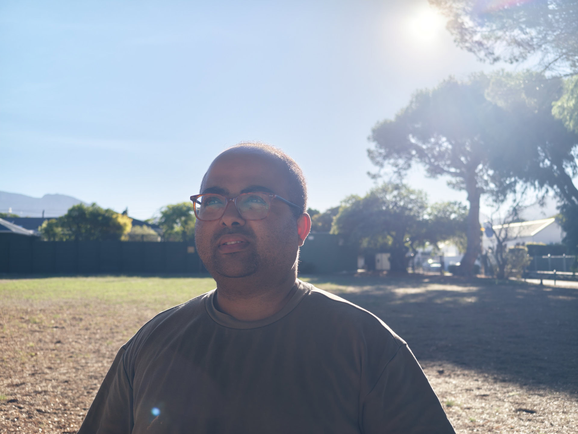 vivo X300 Ultra backlit photo 200MP scaled