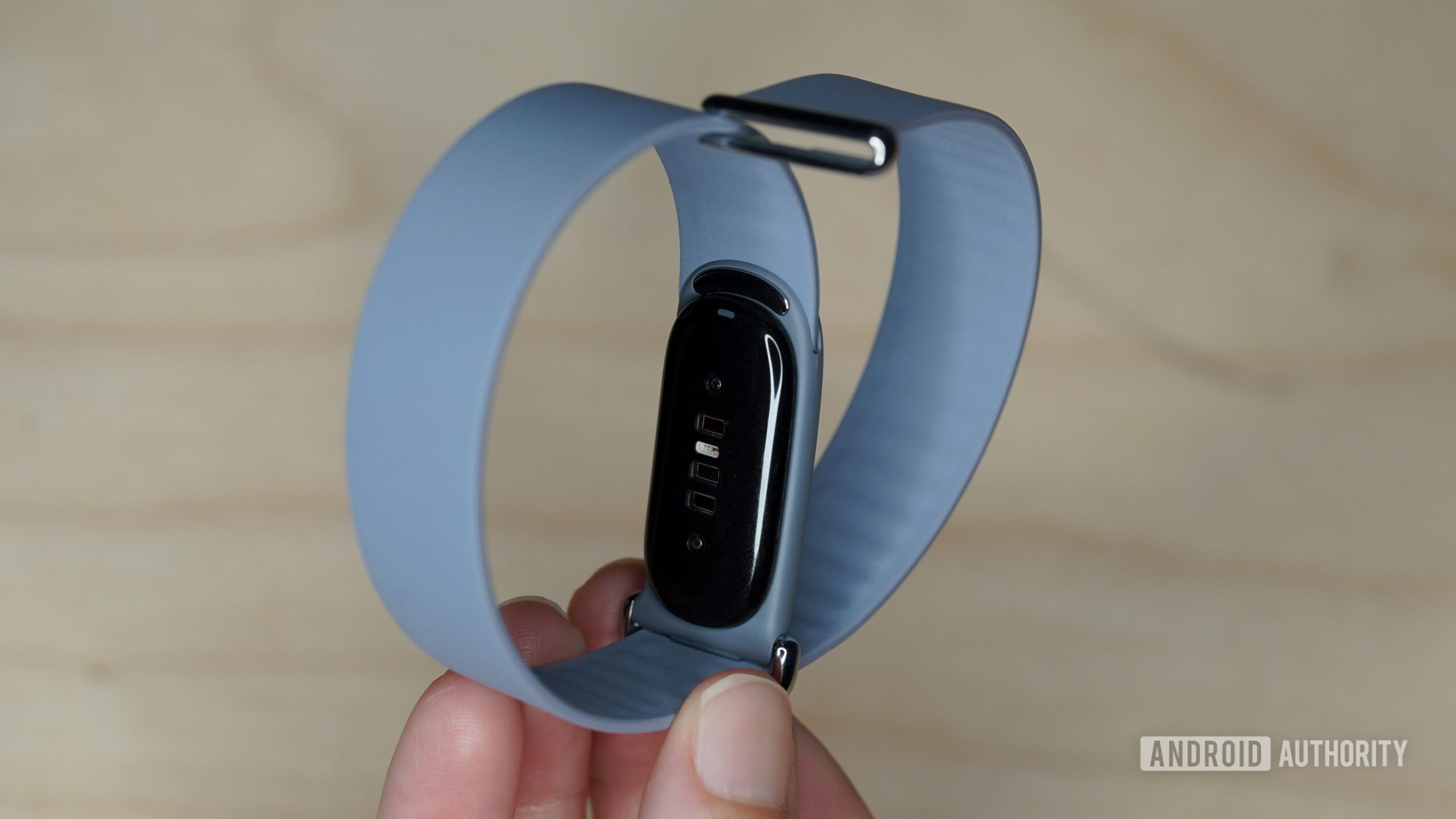 The Fitbit Air's Elevated Modern Band features a unique closure design.