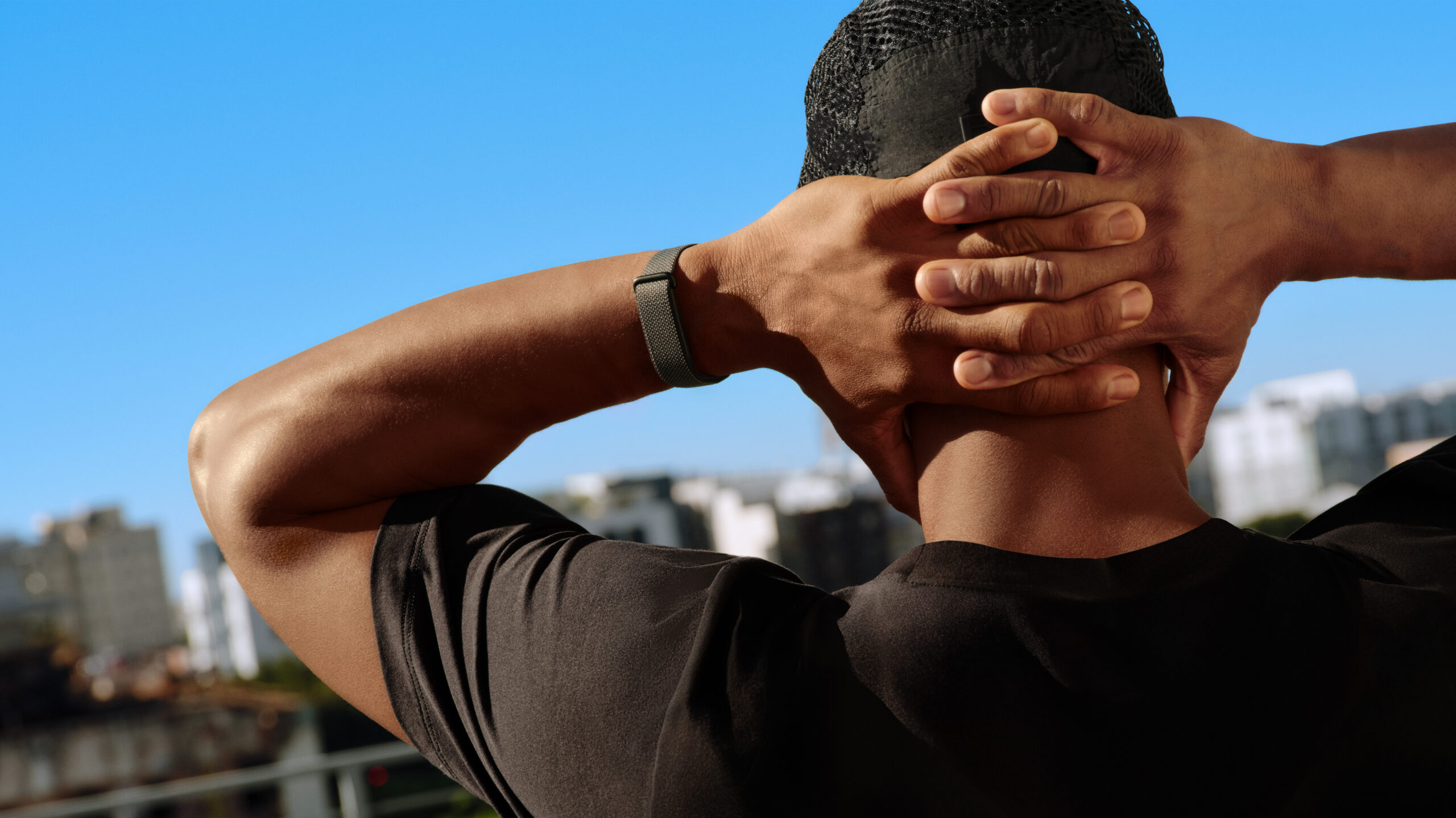 The Fitbit Air officially launches as Google’s new screenless tracker