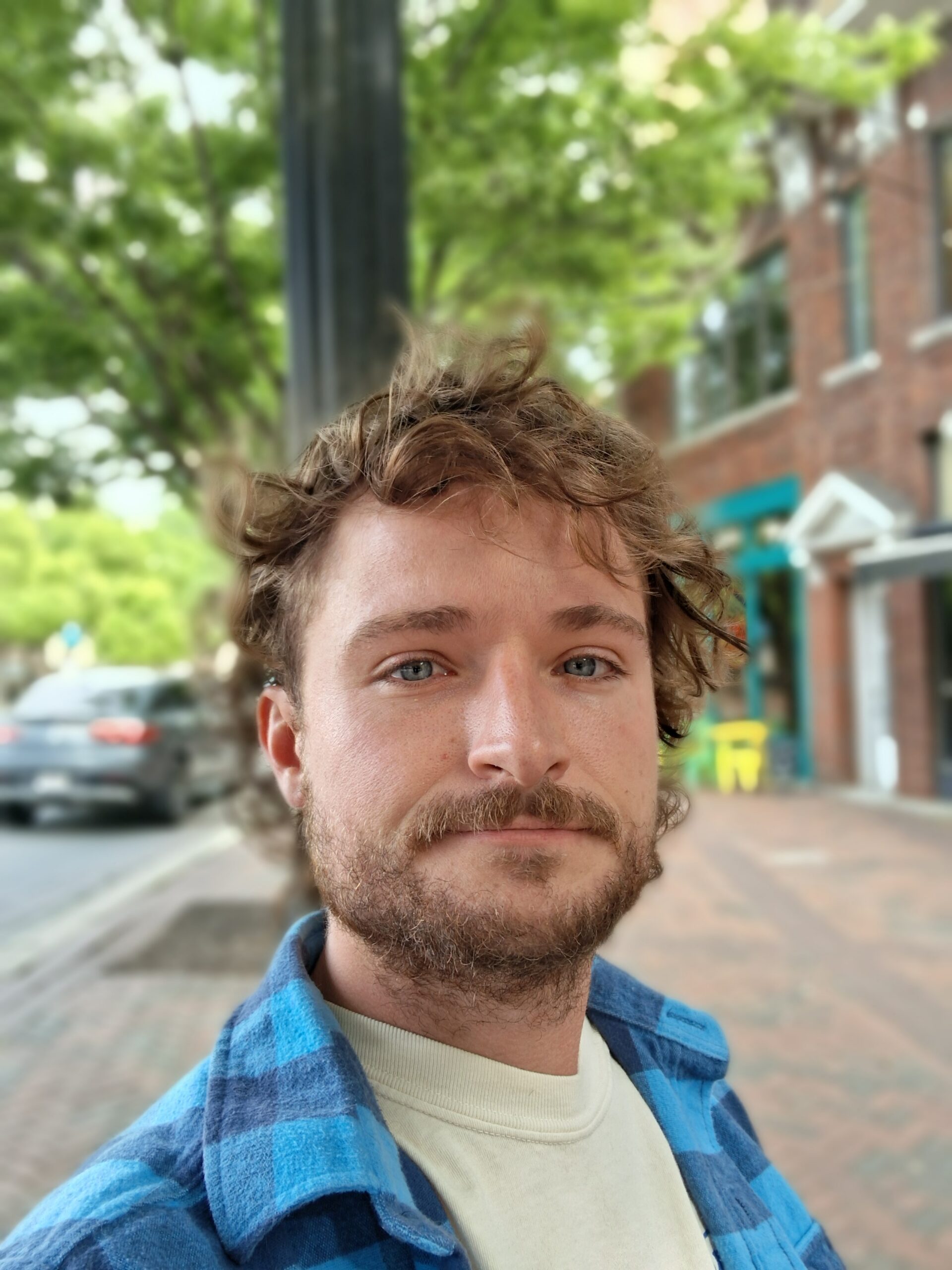 Galaxy A17 portrait selfie
