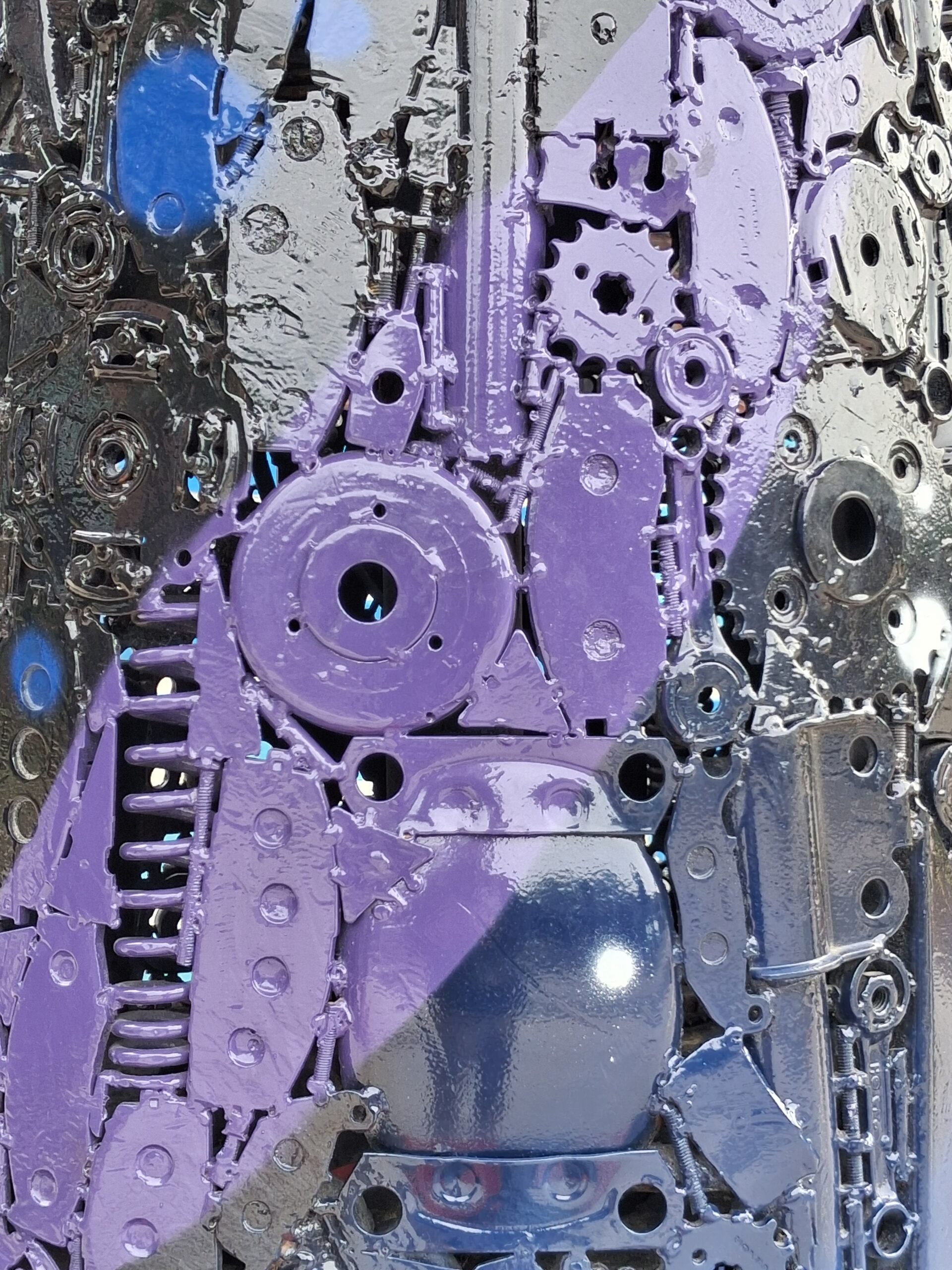Galaxy A17 sculpture 2x