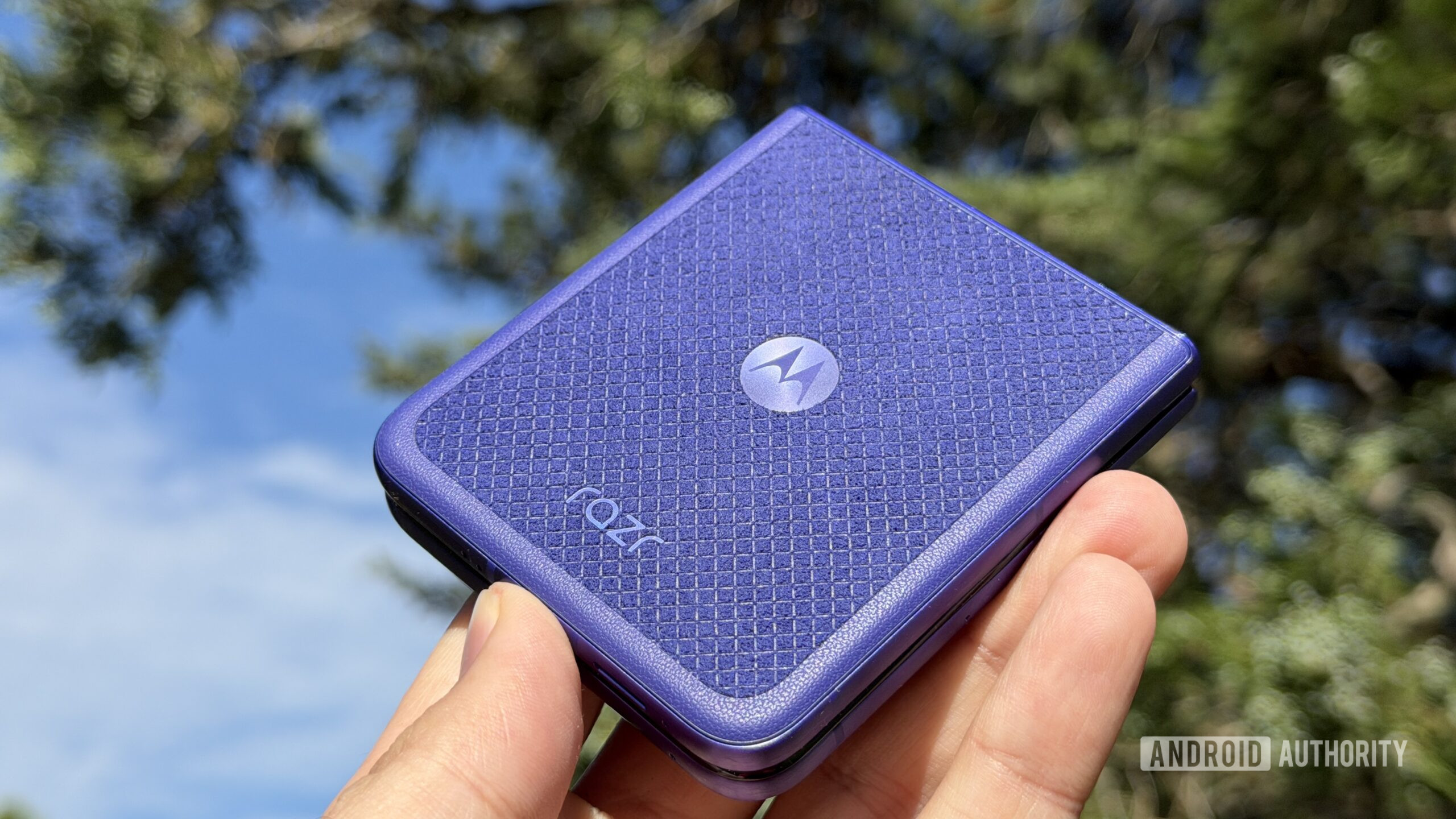 Motorola Razr Ultra sunlight Motorola Razr Ultra sunlight