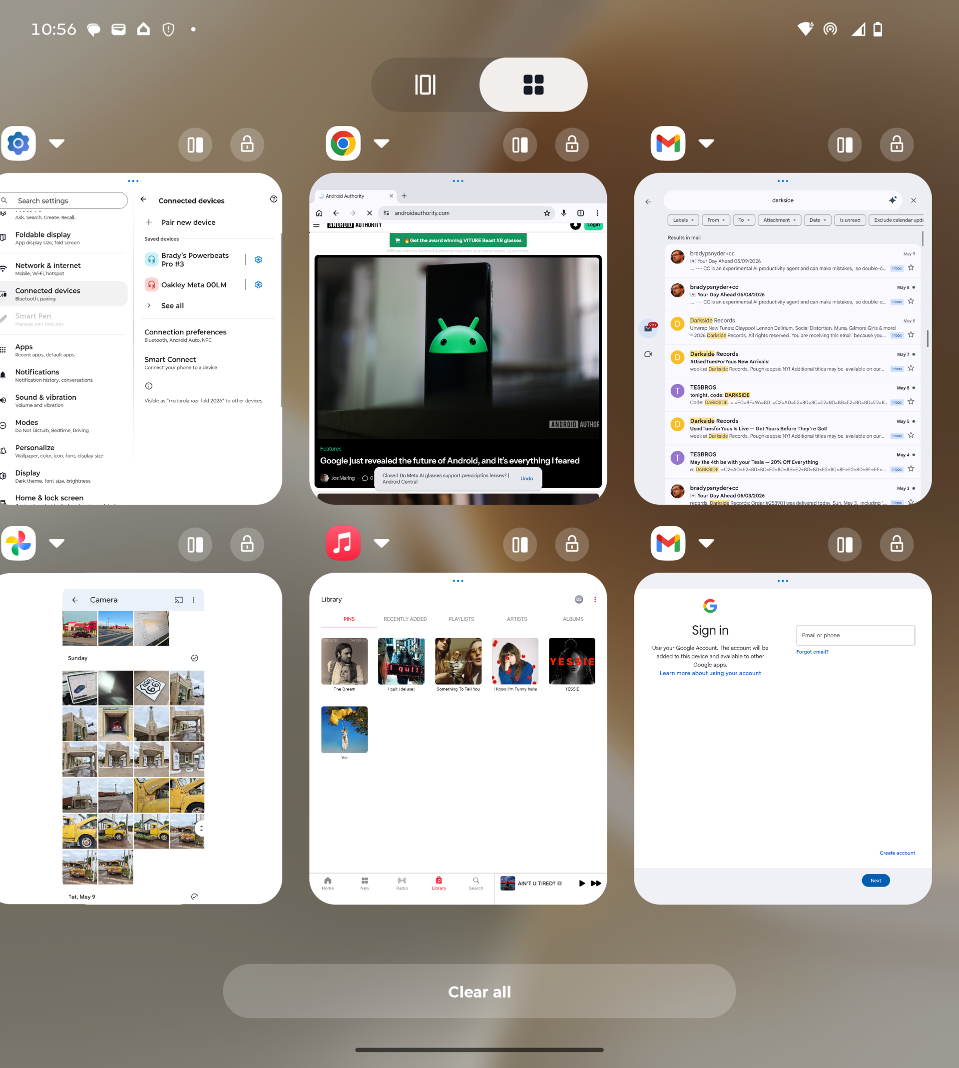 The app switcher on the Razr Fold.