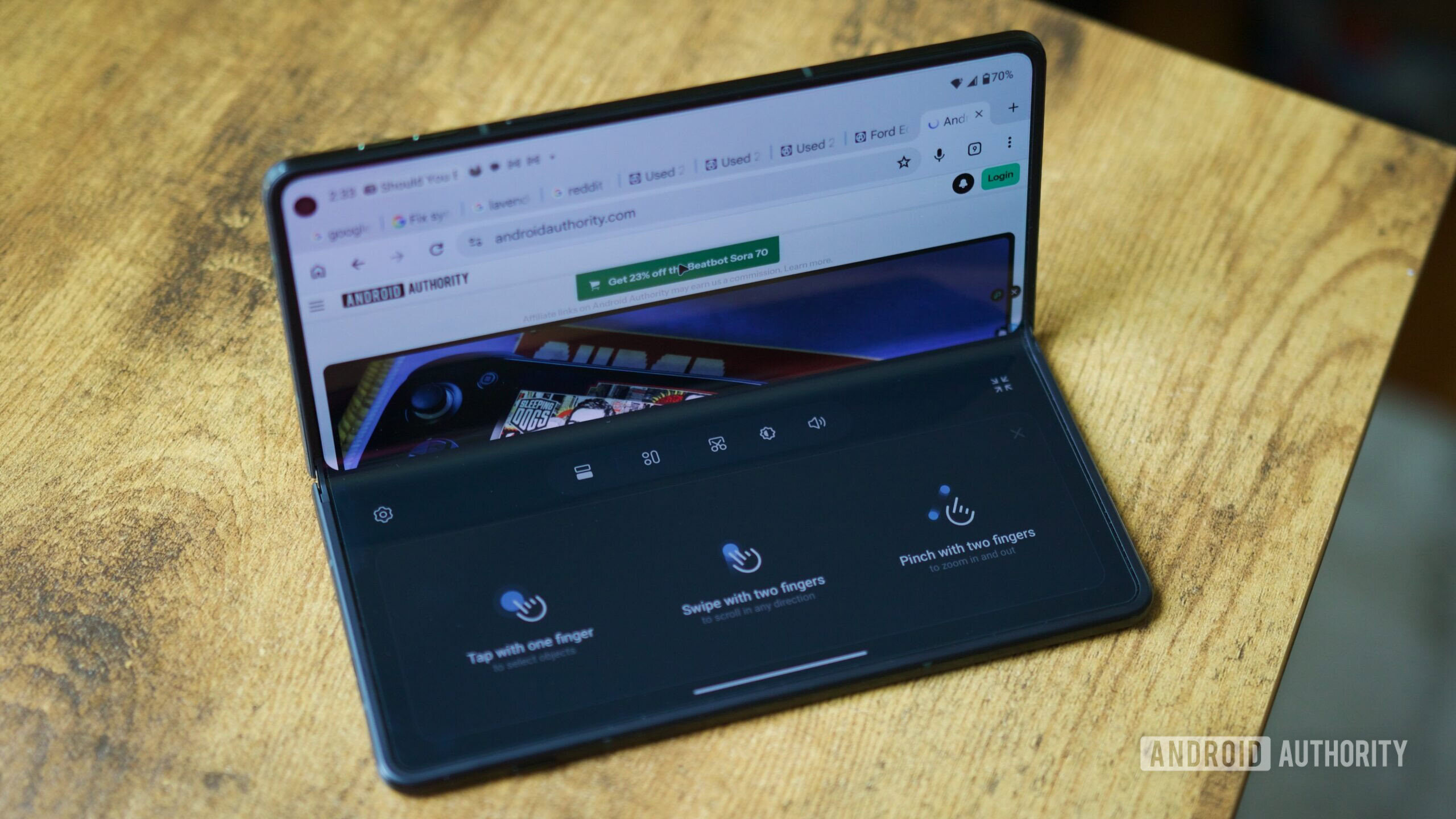 Laptop mode on the Motorola Razr Fold.