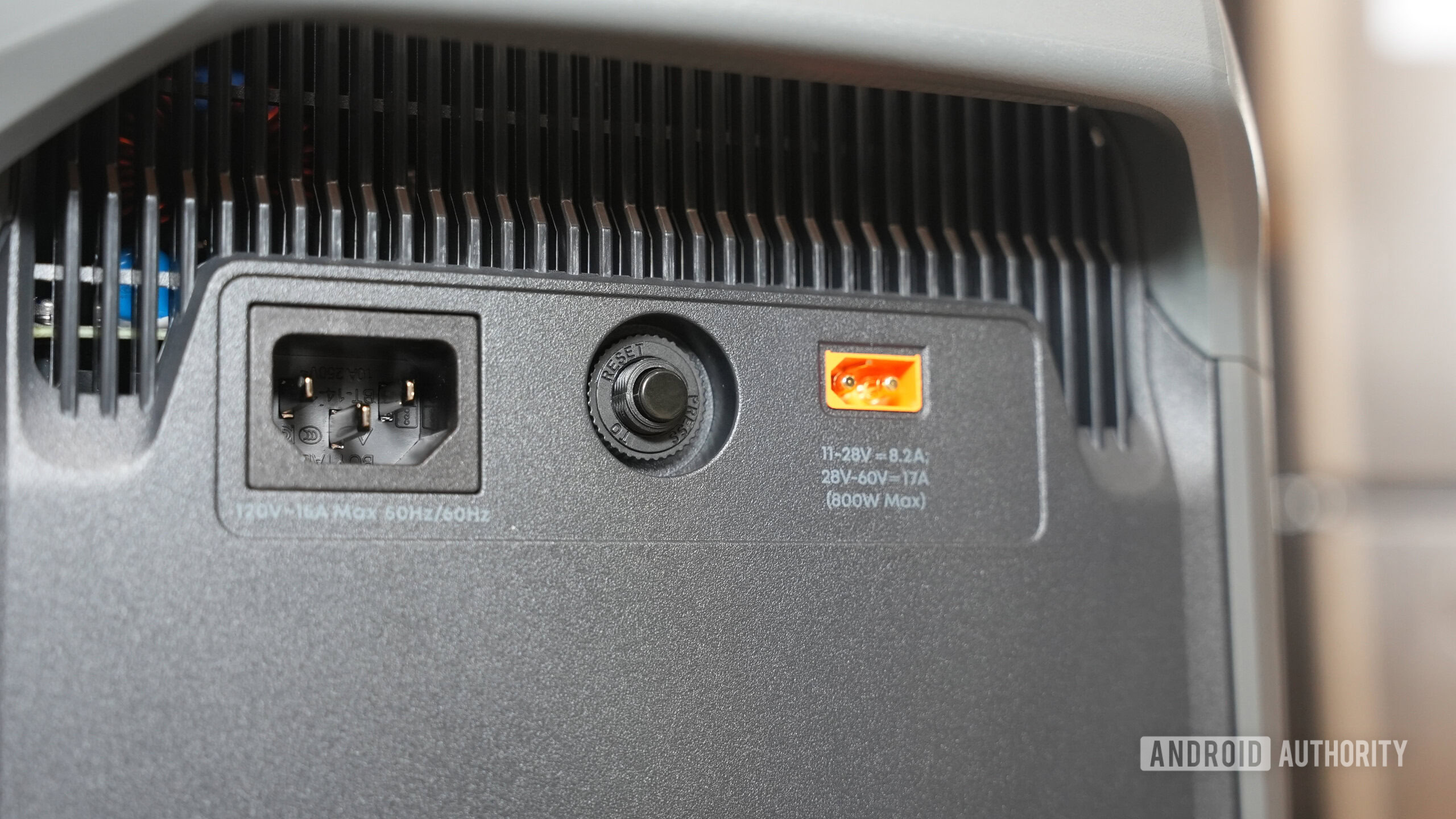 Anker SOLIX C2000 Gen 2 inputs