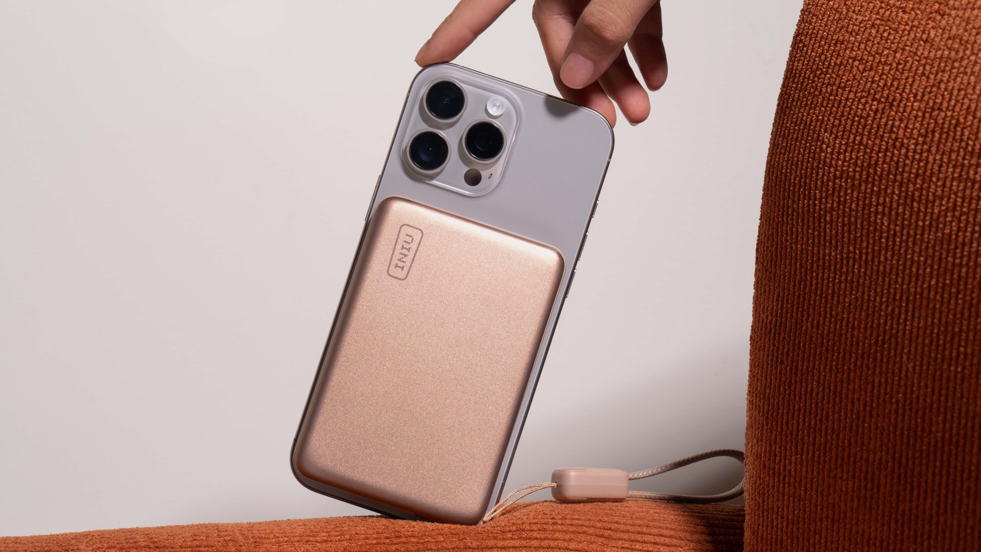 INIU SnapGo Air 10000mAh Power Bank (P781) Product Photos 7