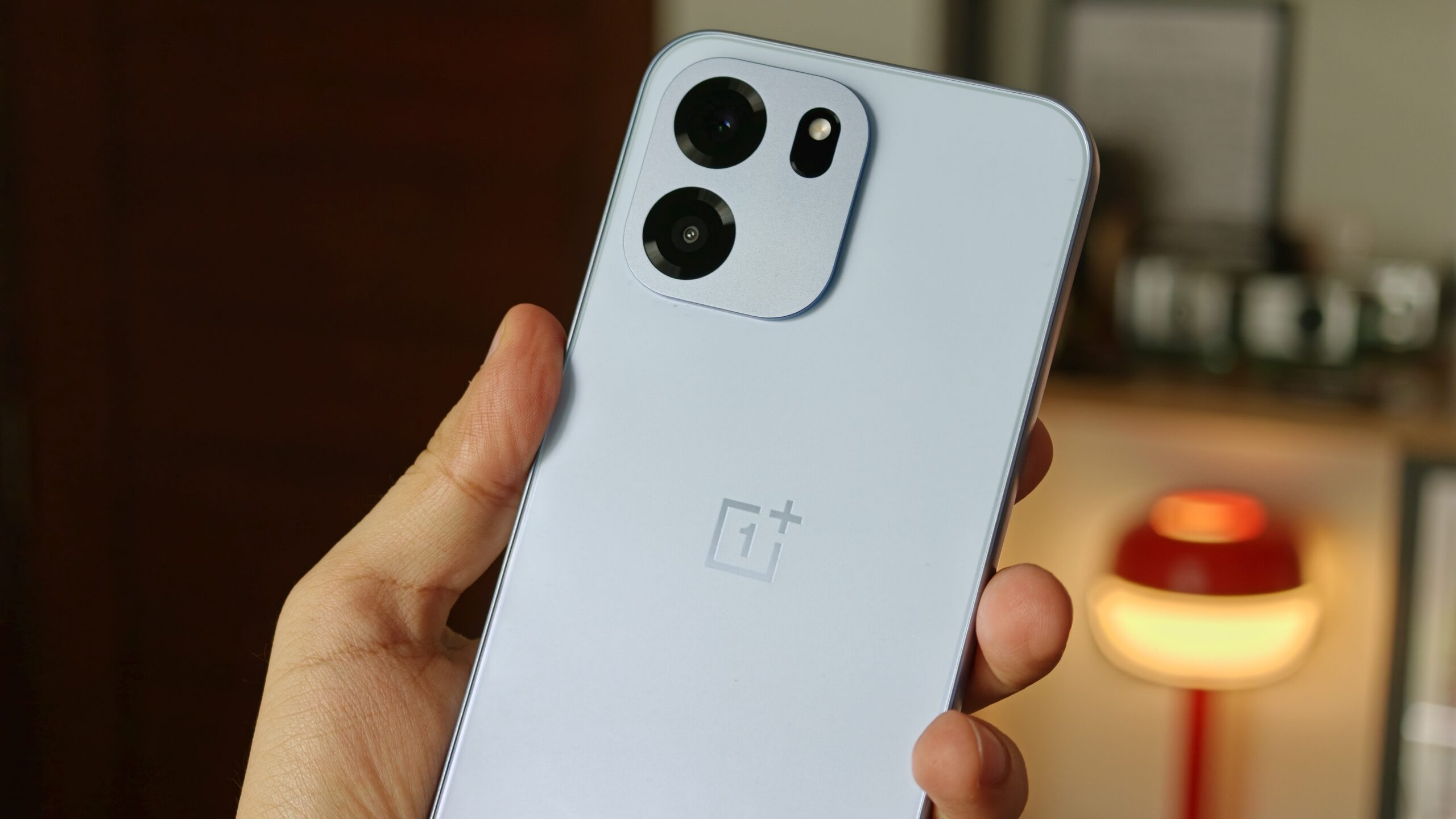 OnePlus Nord CE 6 in hand