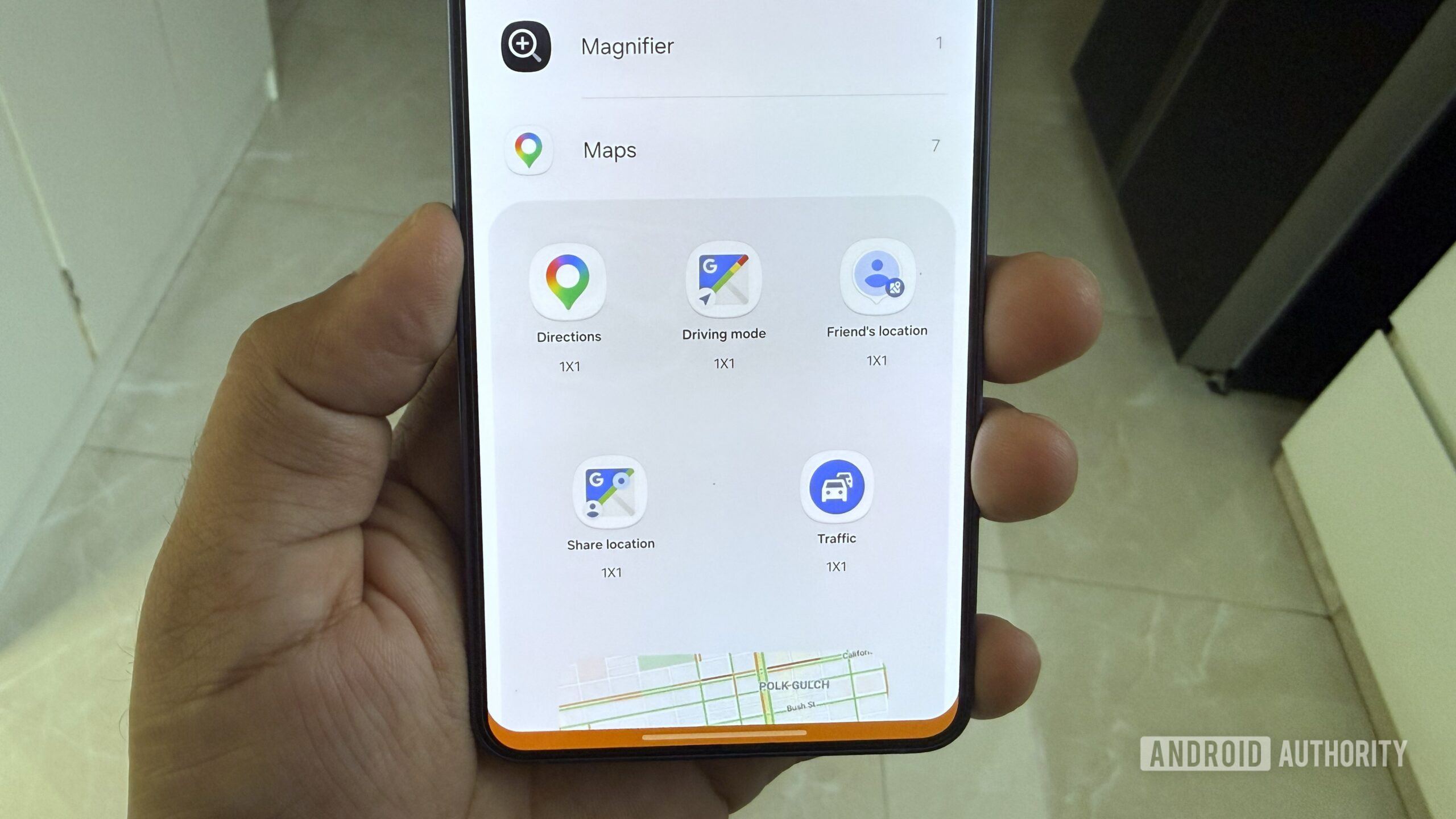 Samsung phone showing Maps widget options Samsung phone showing Maps widget options