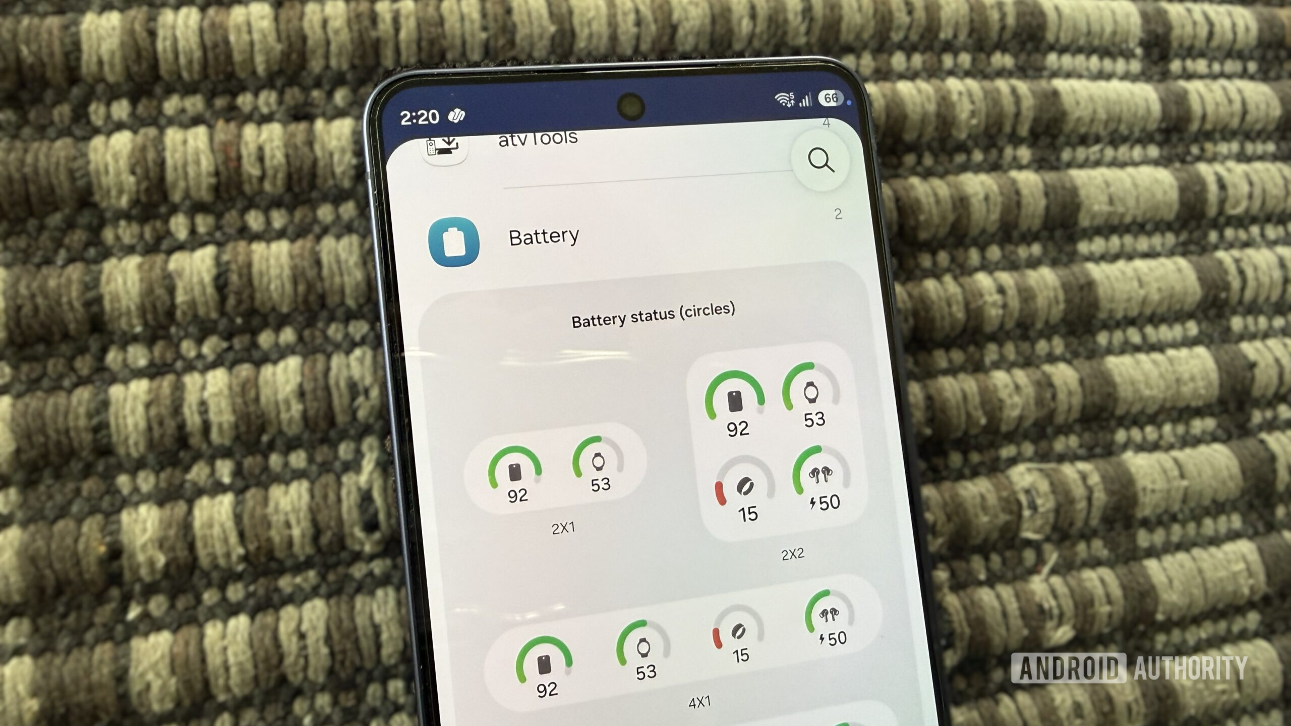 Samsung phone showing battery widget options Samsung phone showing battery widget options