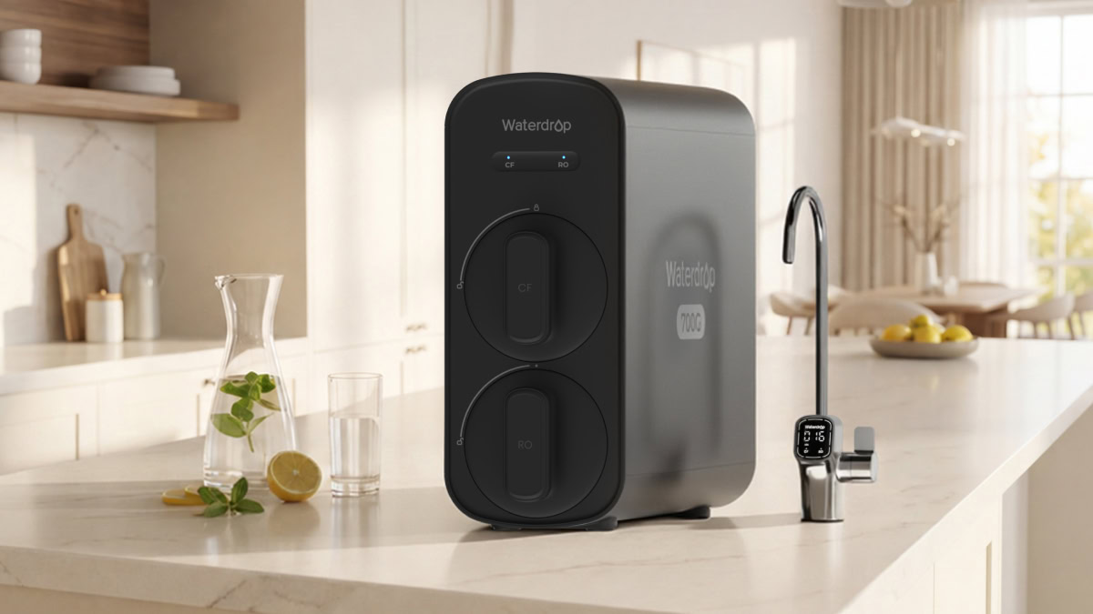 Waterdrop G5P700 on kitchen counter Waterdrop G5P700 on kitchen counter