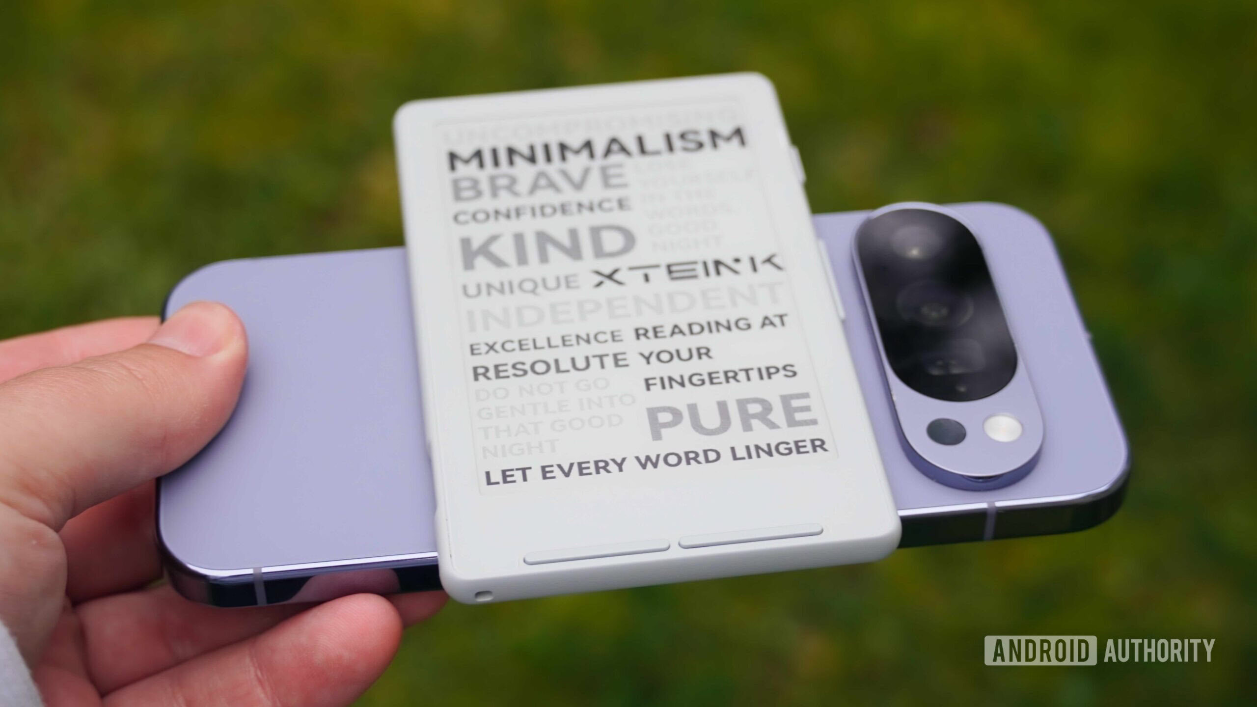 The Xteink X4 e-reader on a Pixel phone with MagSafe.
