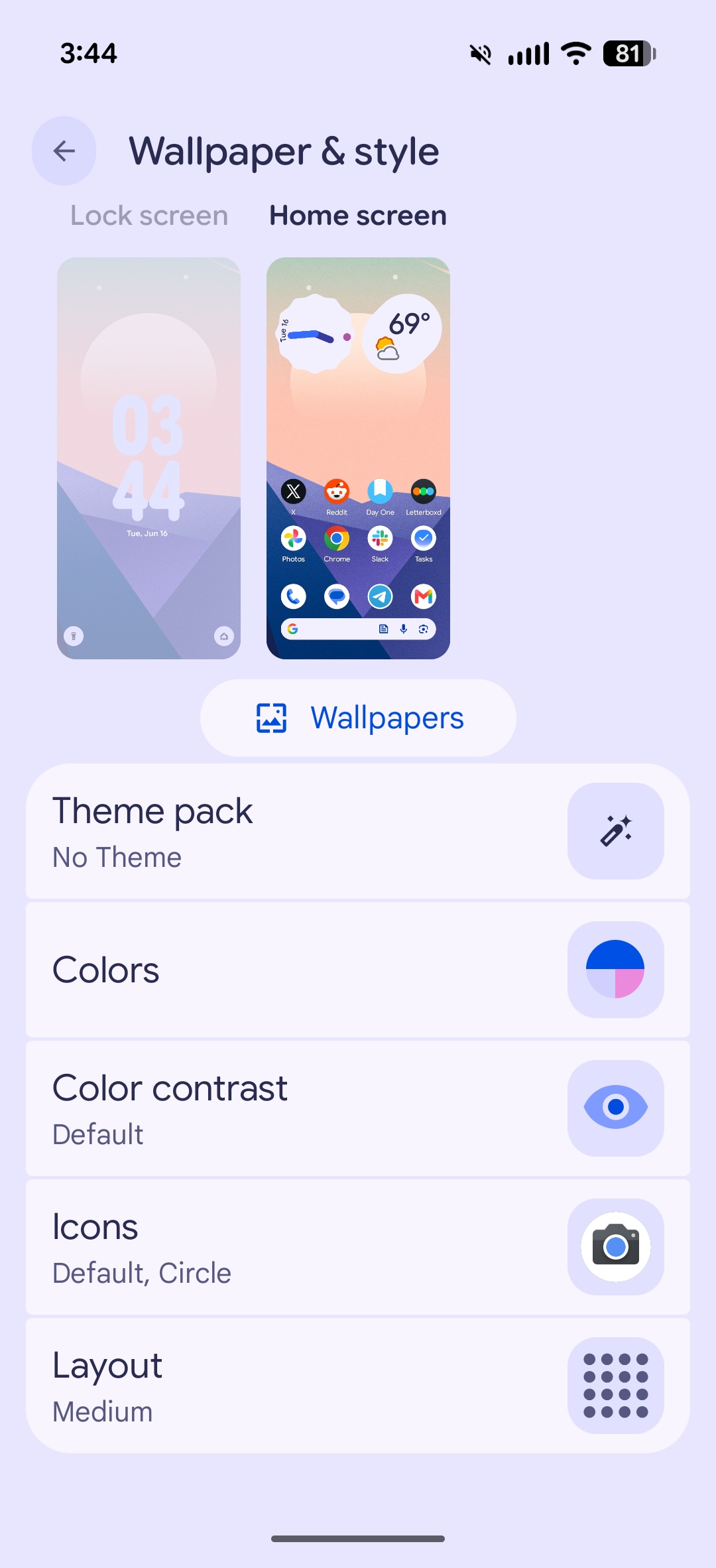 Screenshot showing how to hide app names on Android 17.