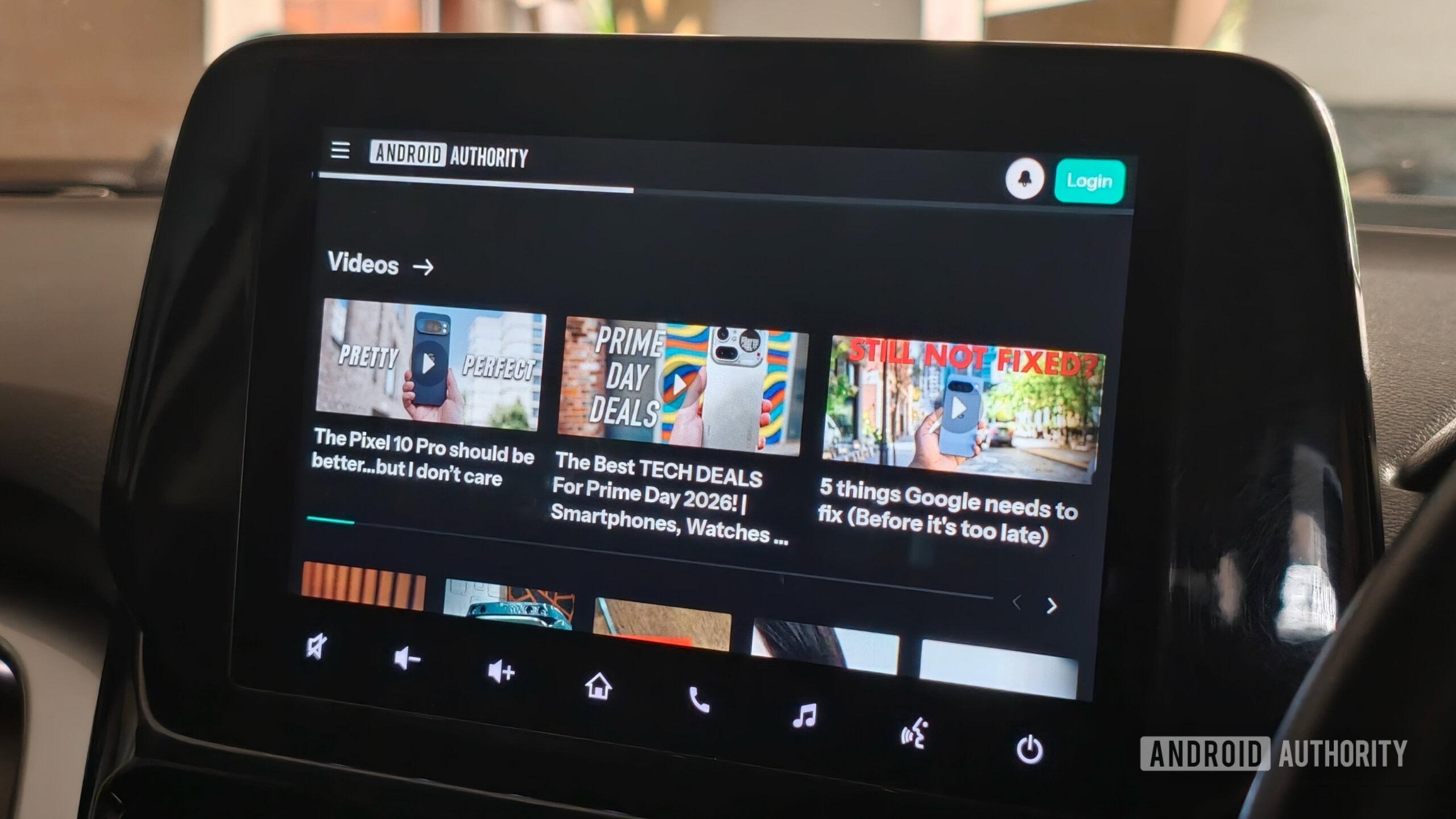 Android Auto web browser showcasing Android Authority website