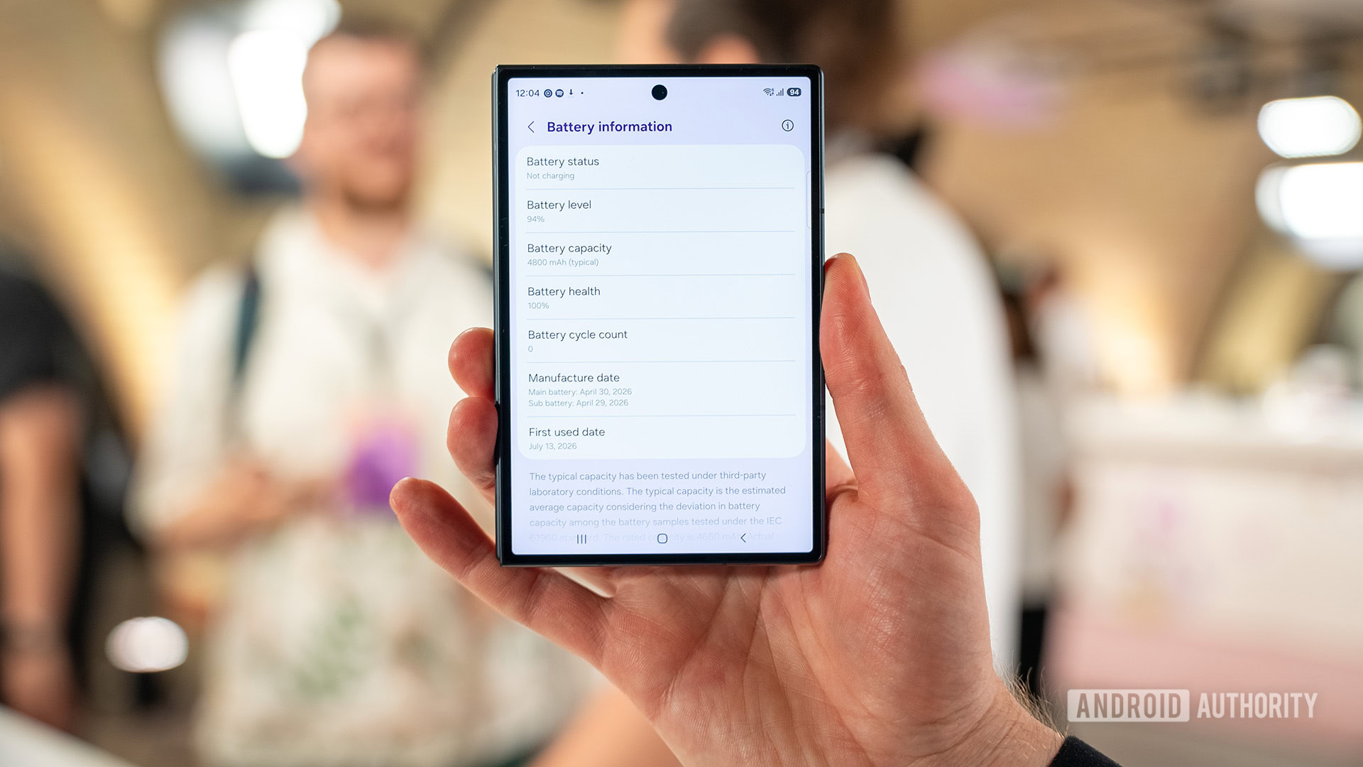 Galaxy Z Fold 8. battery info screen Galaxy Z Fold 8. battery info screen