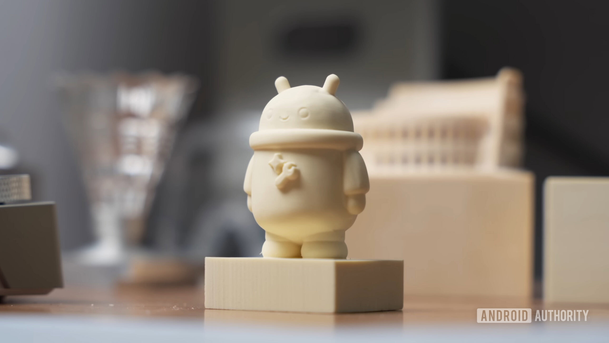 I milled an Android figurine out of a solid block with an AI-powered 5-axis CNC machine